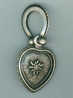 Handmade Pewter Alpine Scarf Christmas Ornaments - Perfect for Holiday Tree Decorations, Gift Giving & Winter Home Decor