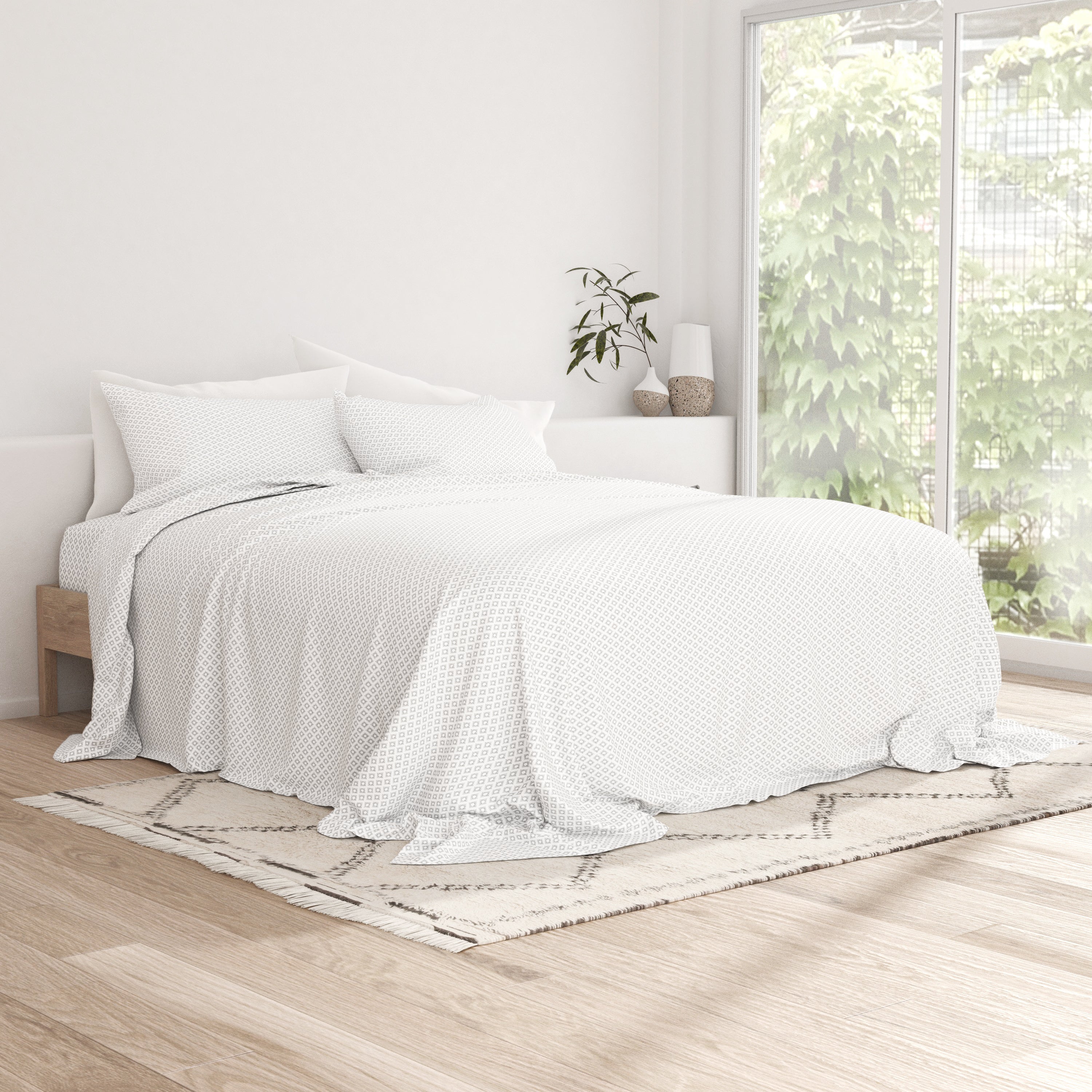 Polaris Pattern 4-Piece Queen Sheet Set - Soft Microfiber Bedding for Comfortable Sleep - Perfect for Master Bedroom, Guest Room & Dorm