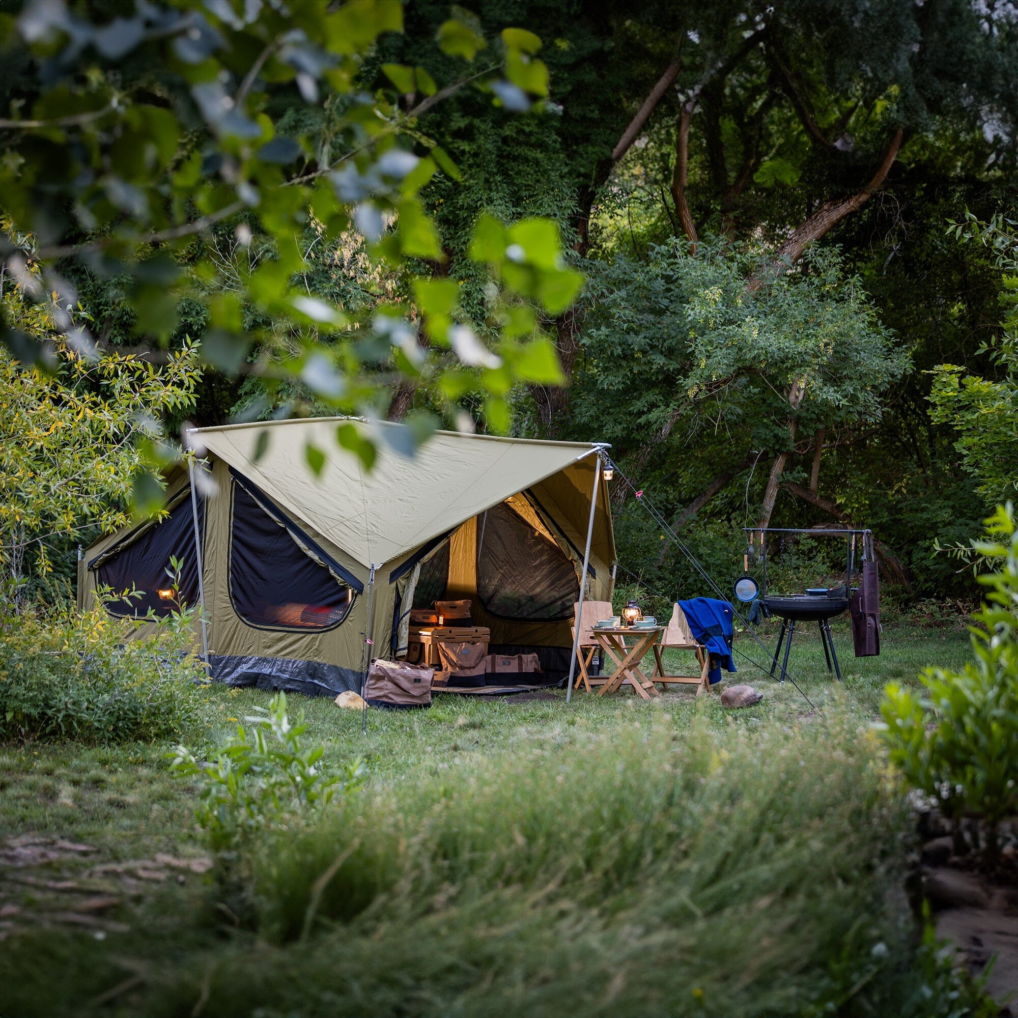 Hunza Cabin Tent - 4 Person Waterproof Camping Tent with Rainfly - Perfect for Family Camping, Hiking & Outdoor Adventures