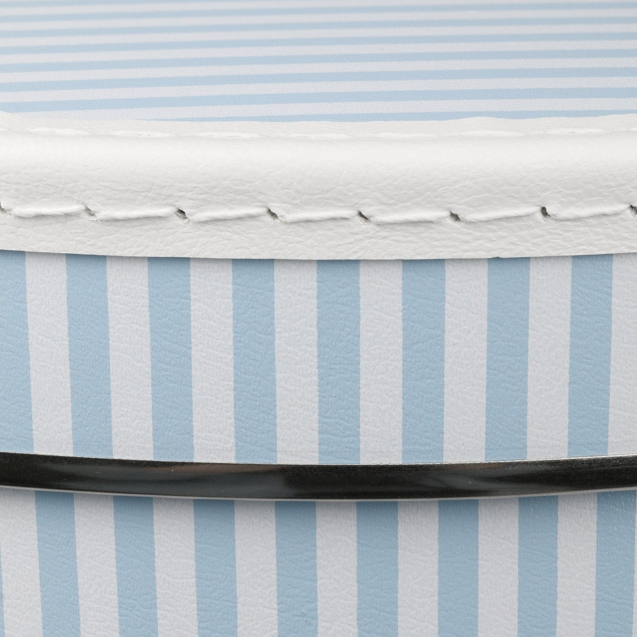 Lierys Striped Hat Box - Stylish Storage for Hats, Scarves & Accessories - Perfect for Travel, Home & Closet Organization
