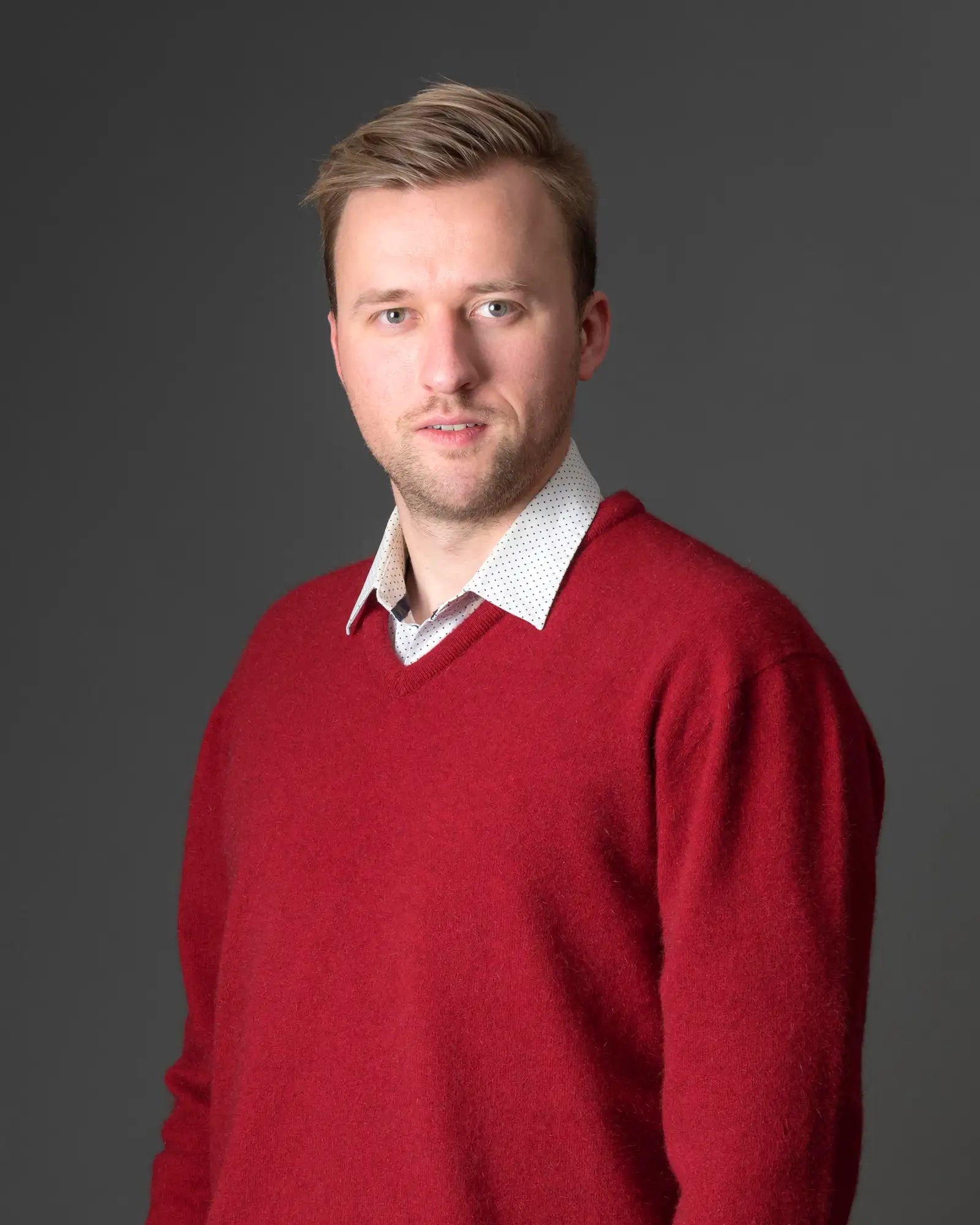 Premium Red Men's Possum Merino Wool Sweater - Soft, Warm & Durable NB121 - Perfect for Winter Outdoor Activities & Casual Wear