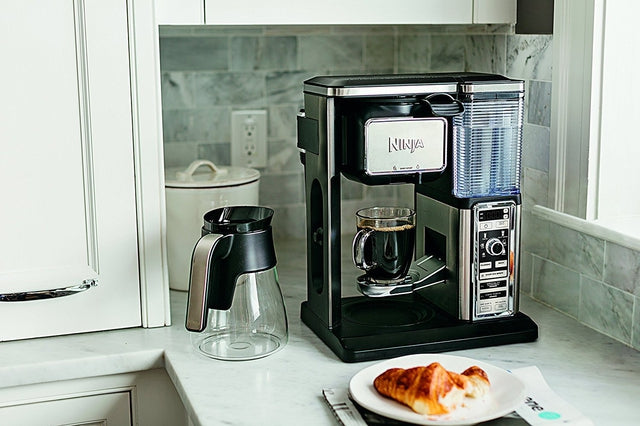 Ninja Coffee Bar Glass Carafe System - 60oz Black Stainless Steel Coffee Maker (CF092) for Home, Office & Entertaining