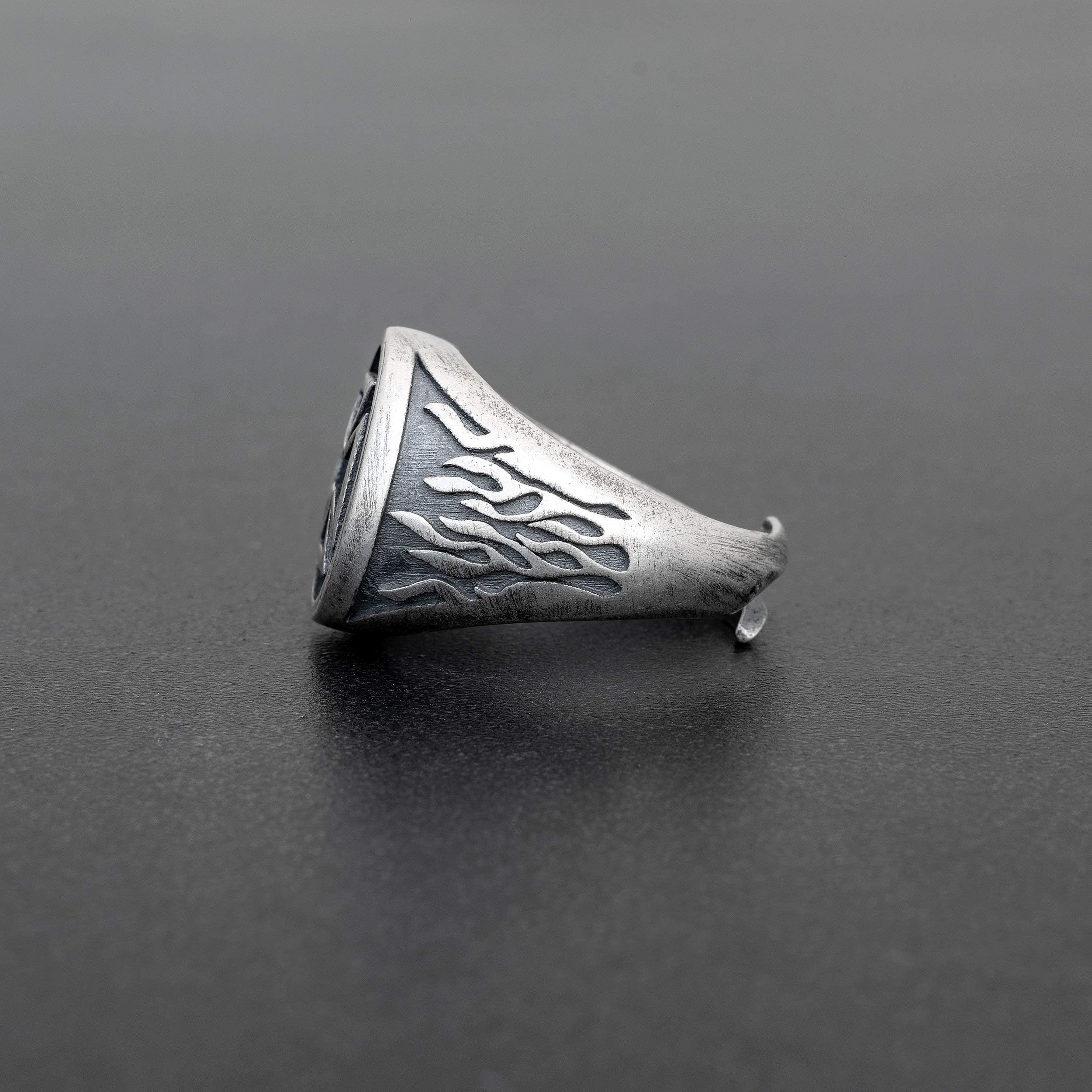 925 Sterling Silver Men's Iron Cross Ring - Medieval Gothic Punk Style Jewelry, Perfect Gift for Him - Ideal for Rock Concerts, Gothic Fashion & Punk Outfits