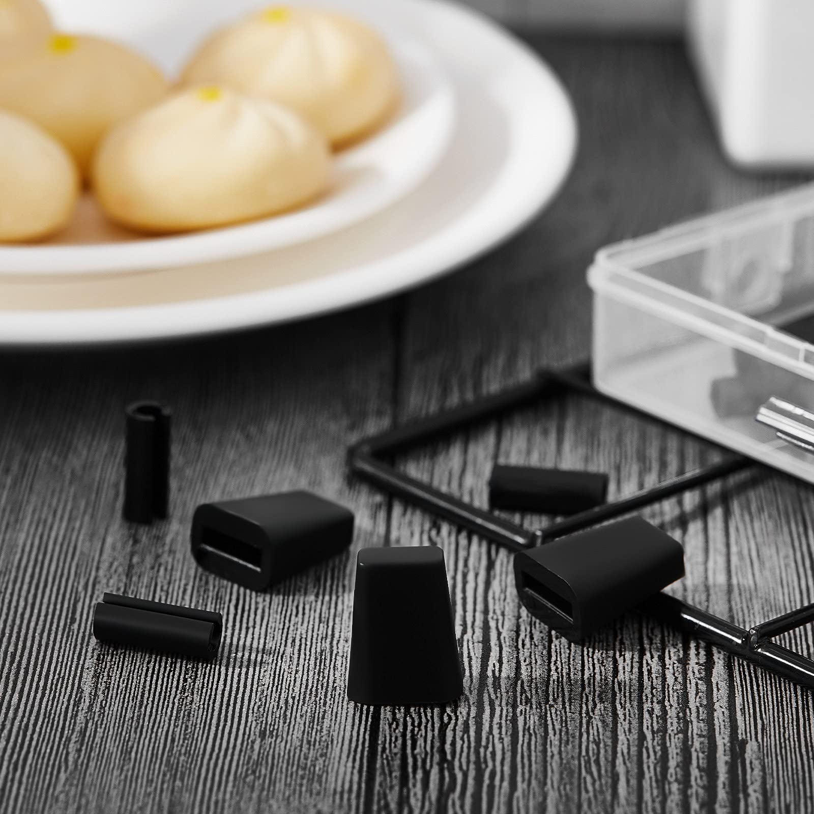 32 Pcs Black Hard Rubber Feet for Kitchen Sink Grid - Protective Bumpers for Sink Rack, Wire Rack Protectors - Durable & Non-Slip Home Kitchen Accessories (Perfect for Protecting Countertops & Cabinets from Scratches)