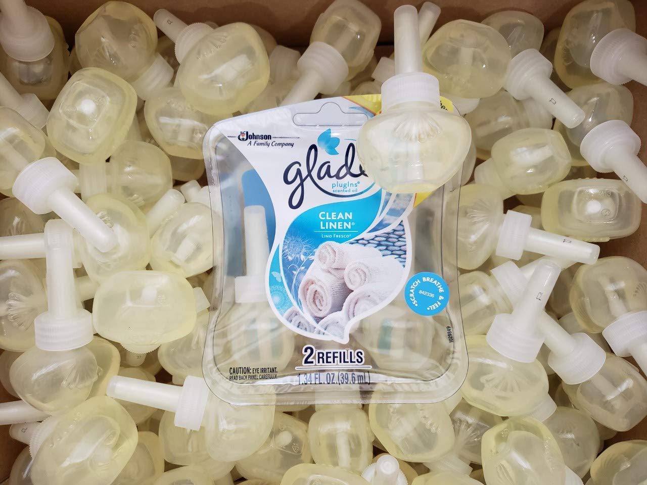 Glade Floor Cleaner - Fresh Linen Scent, 2 Pack | Removes Dirt & Leaves a Long-Lasting Fragrance | Perfect for Hardwood, Tile & Laminate Floors
