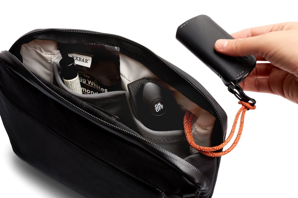 Bellroy Venture Travel Crossbody Bag - Lightweight & Water-Resistant for Everyday Use | Perfect for Commuting, Travel & Outdoor Adventures