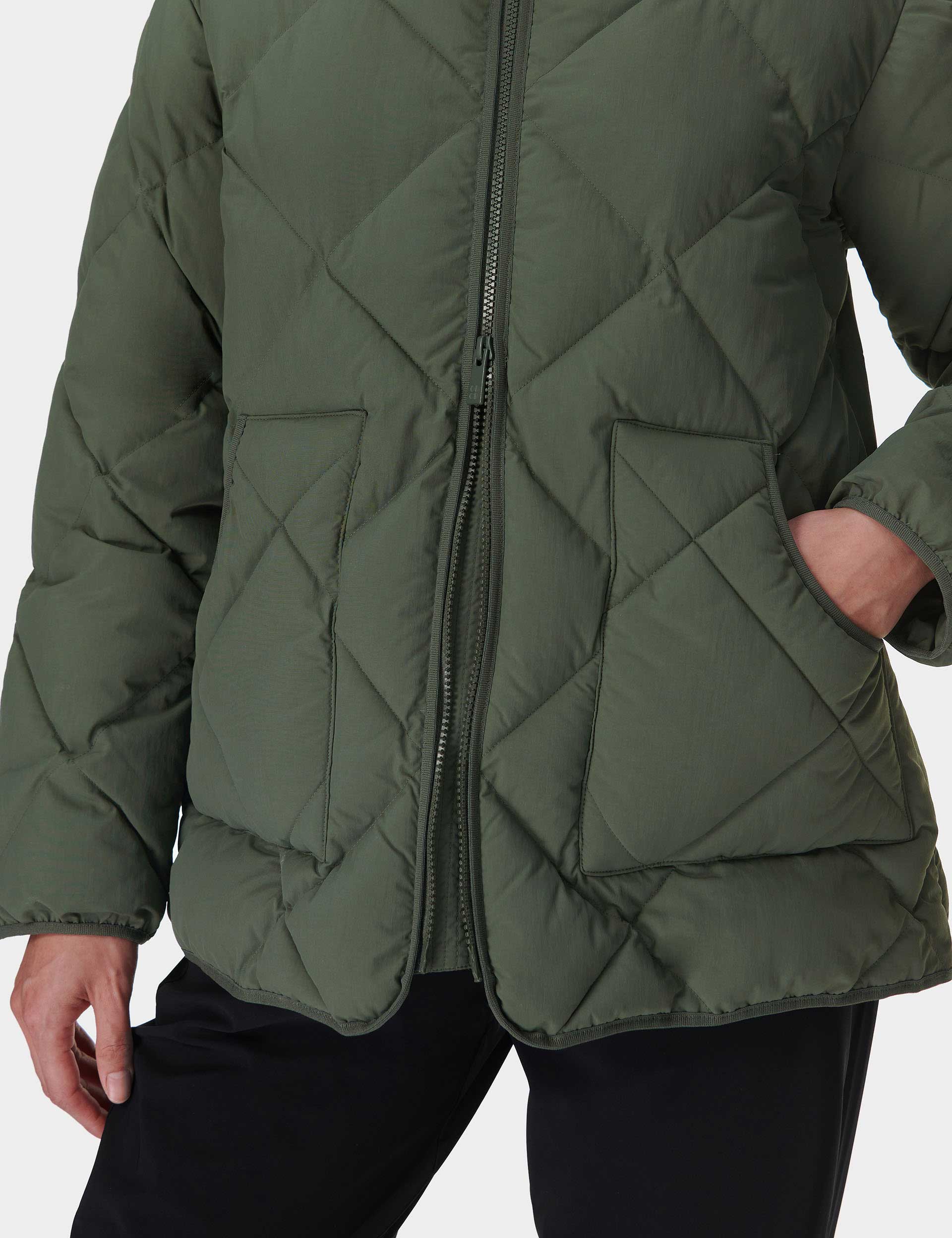 On The Move Quilted Jacket for Women - Stylish Ivy Green Lightweight Outdoor Coat | Perfect for Hiking, Travel & Everyday Wear