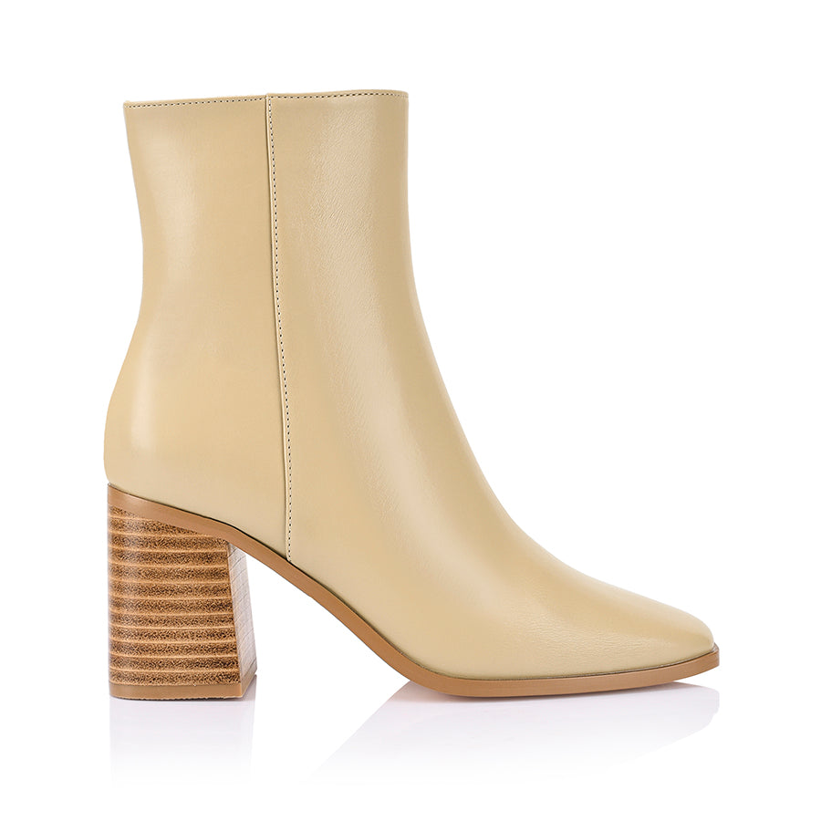 Liliah Women's Ankle Boots - Comfortable Beige Leather Chelsea Boots for Fall & Winter | Casual, Office & Date Night Outfits