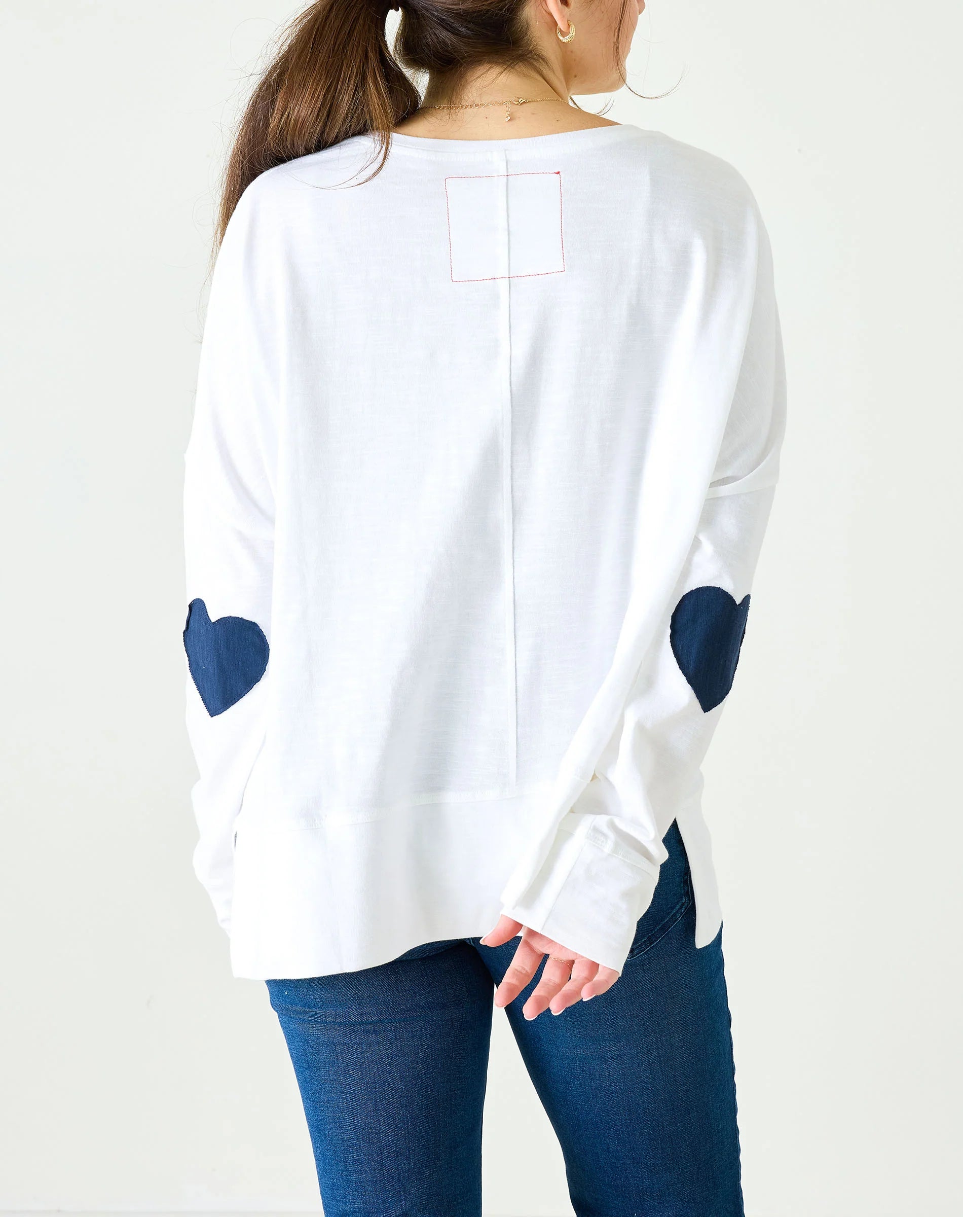 Amour Appliqué Long Sleeve T-Shirt for Women - Elegant Embroidered Top for Casual & Date Nights - Perfect for Fall & Winter Fashion