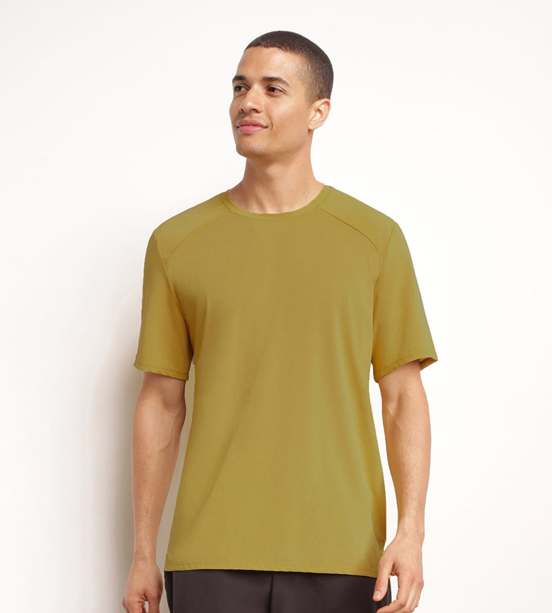 Breathable Olive Green Men's Sport T-Shirt - Lightweight & Moisture-Wicking for Gym, Running & Outdoor Activities