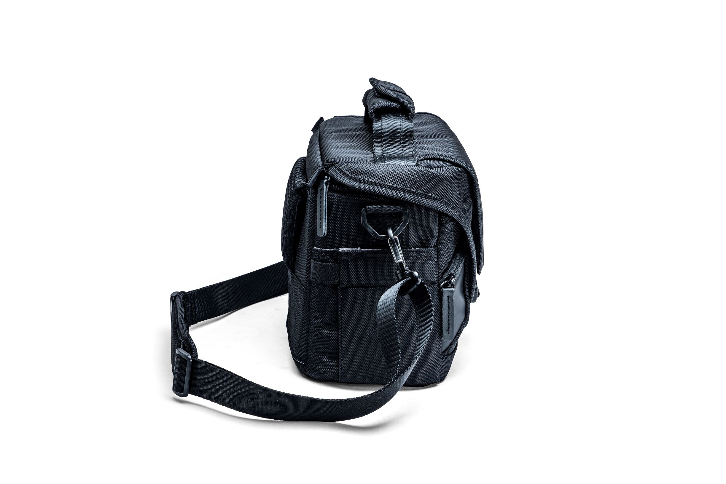 VEO SELECT 22S BK Shoulder Bag for Women - Stylish & Durable Crossbody Purse - Perfect for Work, Travel & Everyday Use - Black