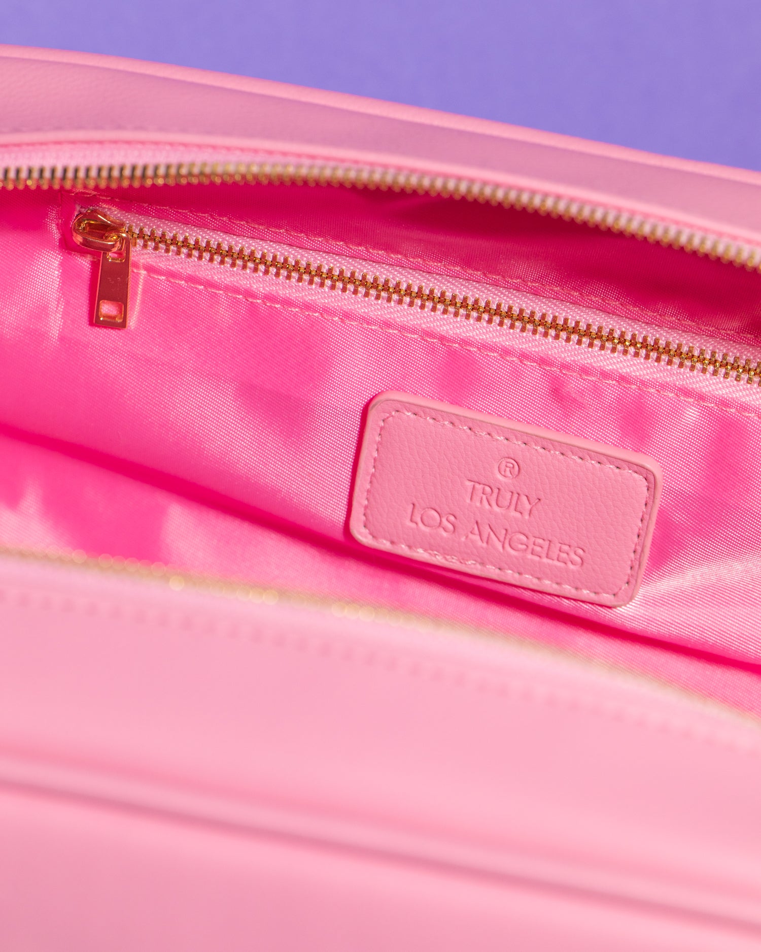 Signature Vanity Case - Elegant Makeup Train Case with Mirror | Perfect for Travel, Bridal & Professional Makeup Artists | Durable & Stylish Cosmetic Organizer