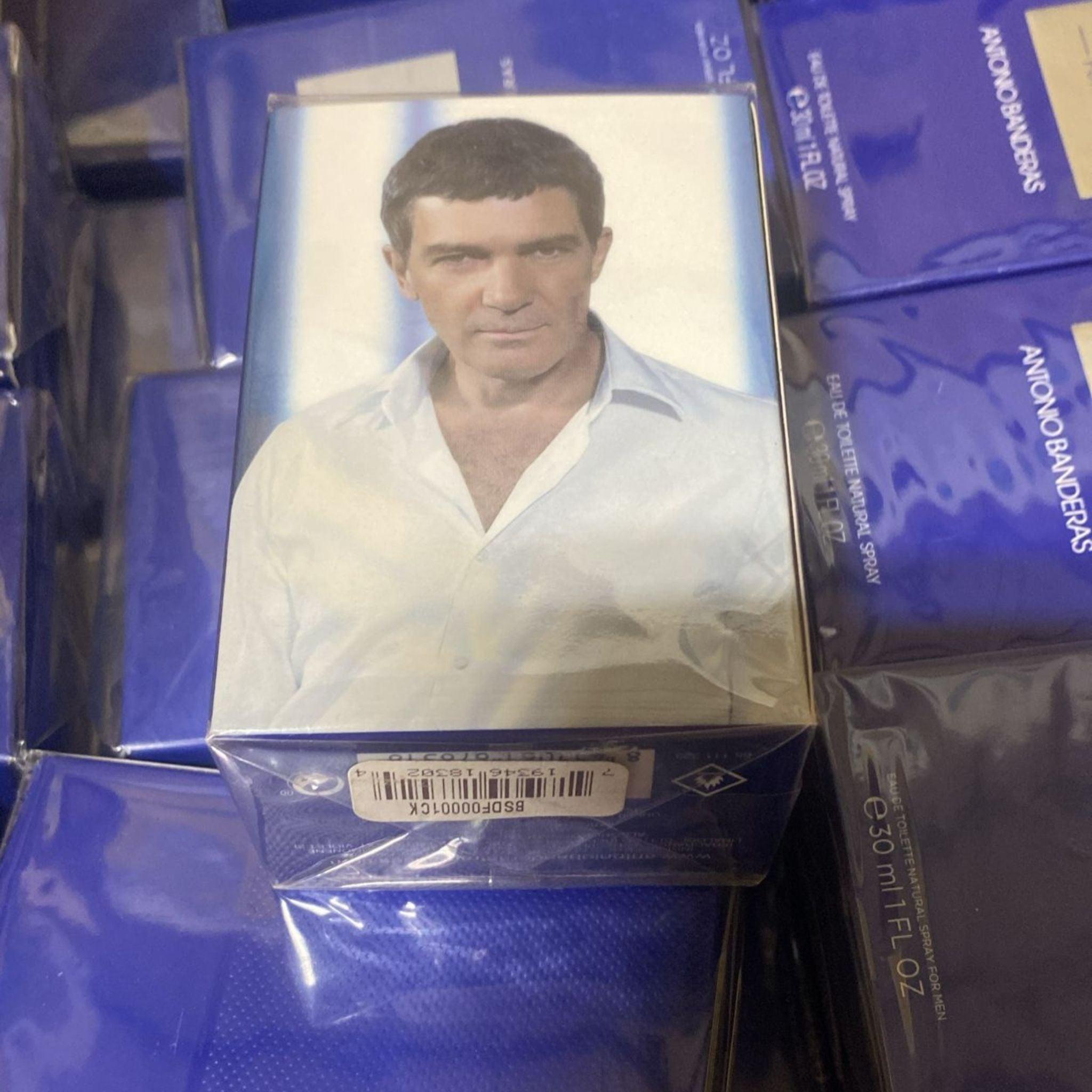 Antonio Banderas Blue Seduction Men's Cologne - 1oz Eau De Toilette Natural Spray (80-Piece Bulk Pack) | Fresh Aquatic Scent for Day & Night Wear, Dating & Special Occasions