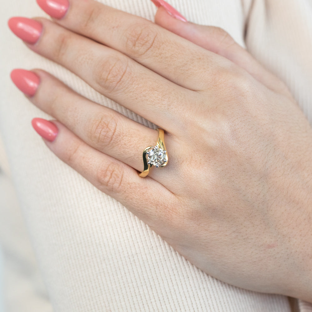 18ct Yellow Gold Solitaire Ring with 1.5 Carat Australian Diamond - Elegant Engagement Wedding Ring for Women
