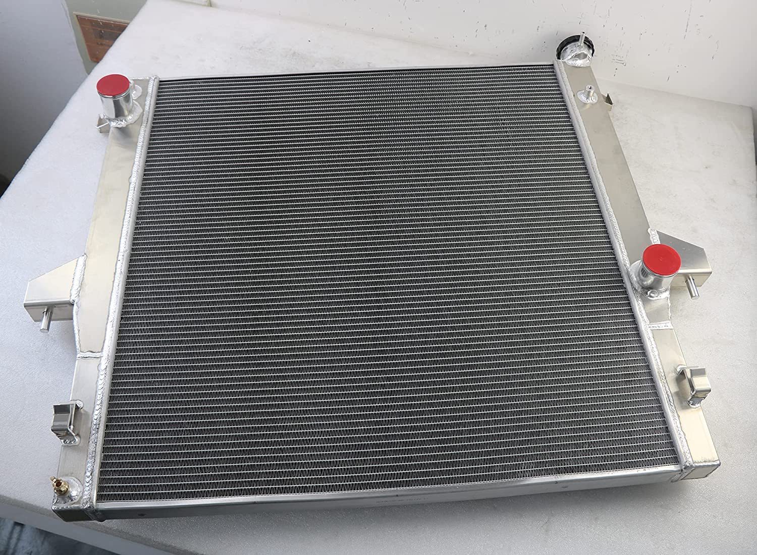 CU2711 3-Row Aluminum Radiator for 2003-2009 Dodge Ram 2500/3500 & 2008-2010 Ram 4500/5500 Pickup Trucks with 5.9L/6.7L Cummins Diesel Engine - Heavy Duty Cooling Solution for Towing & Off-Road Use