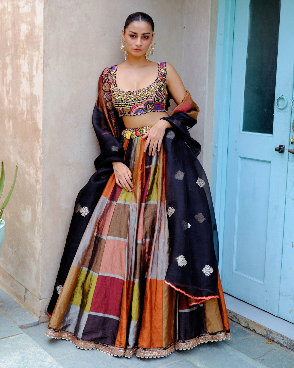 Elegant Black Metallic Lehenga Set for Women | Indian Traditional Bridal Party Wear | Perfect for Weddings, Festivals & Special Occasions
