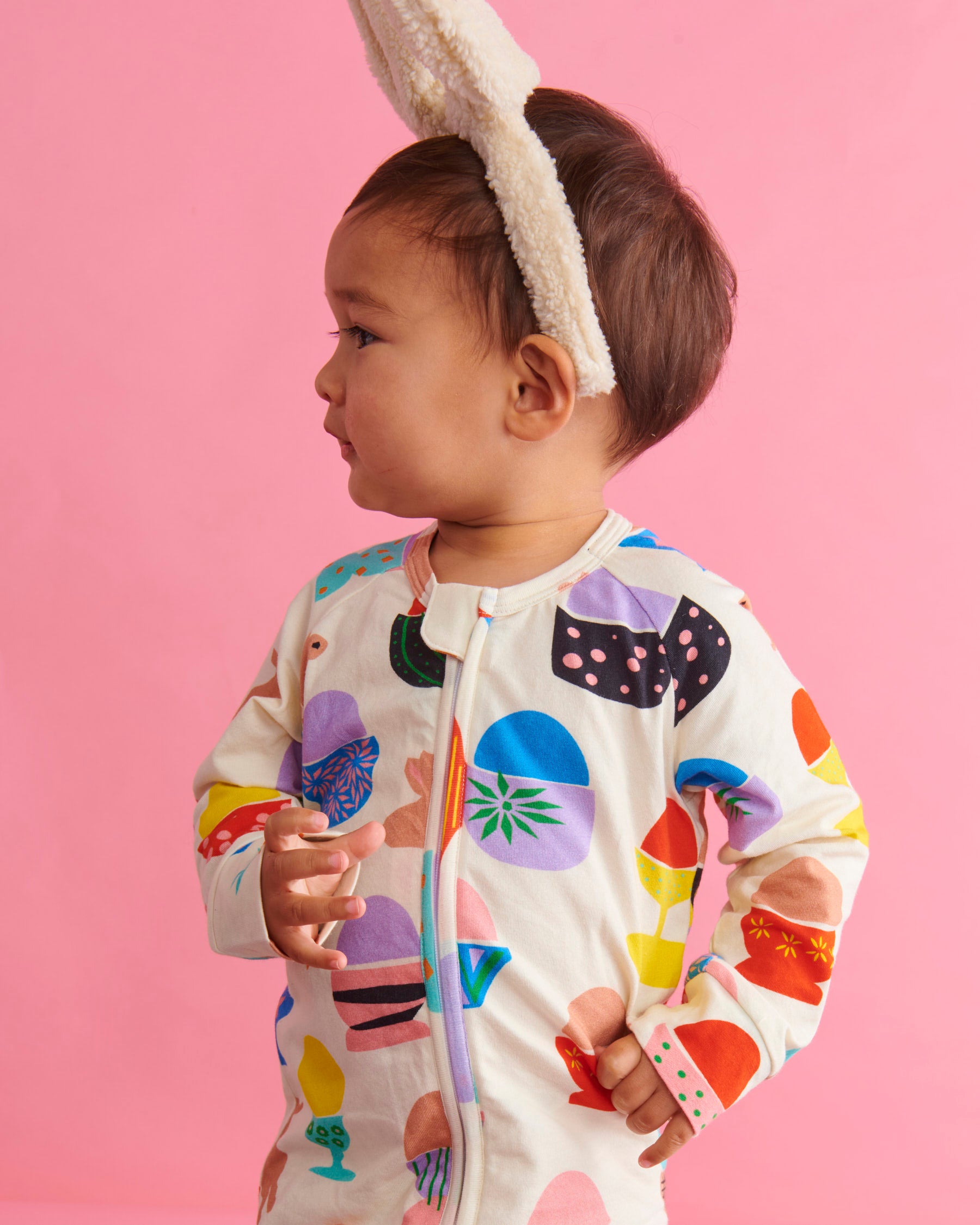 Organic White Long Sleeve Zip Romper for Baby Boys & Girls - Soft Cotton Jumpsuit with Zipper Closure - Perfect for Playtime, Photoshoots & Special Occasions