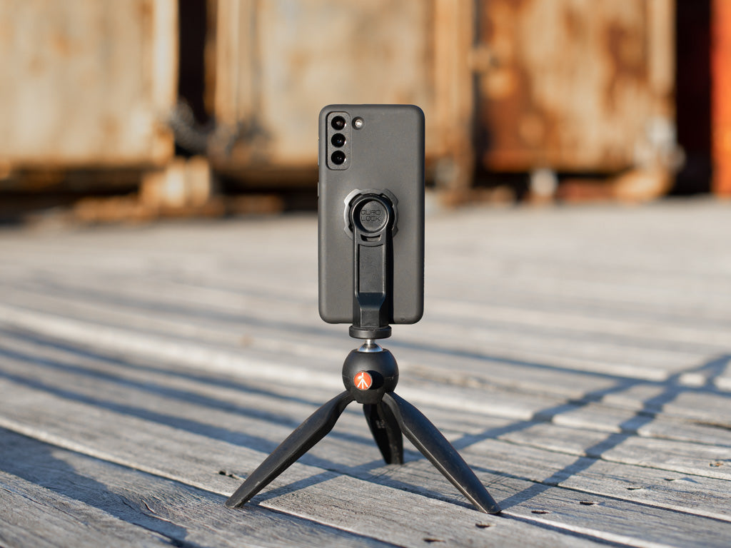 Universal Tripod Adapter Kit for Samsung Galaxy - Compatible with Galaxy S21/S20/Note 20 & More - Perfect for Vlogging, Photography, and Live Streaming