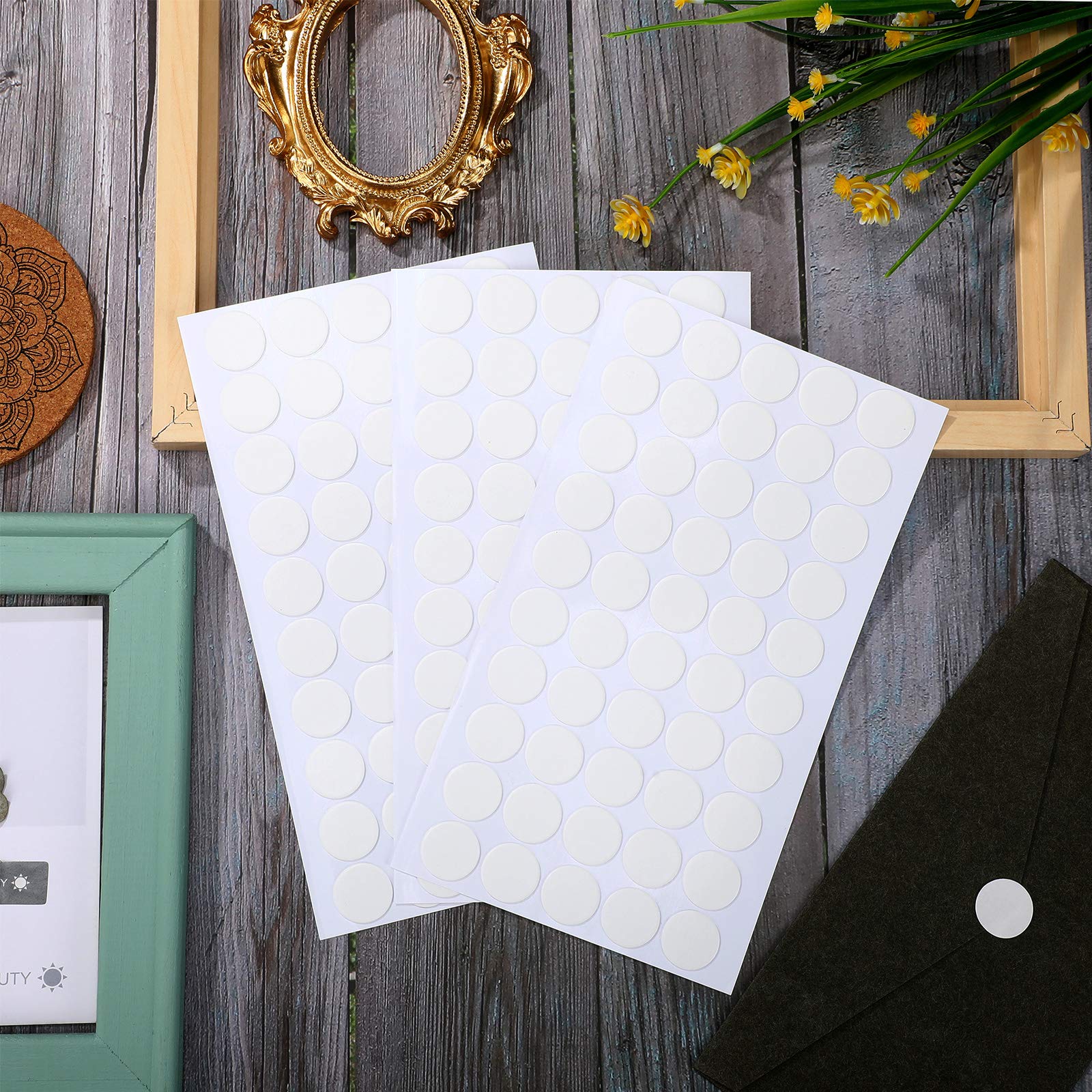 Reusable Adhesive Putty - Double-Sided Sticky Poster Tack for Hanging Pictures, Photos & Frames - Wall Safe Mounting Putty (500 Pieces, 0.8 Inch) - Perfect for Home Decor, Office Organization & Classroom Displays