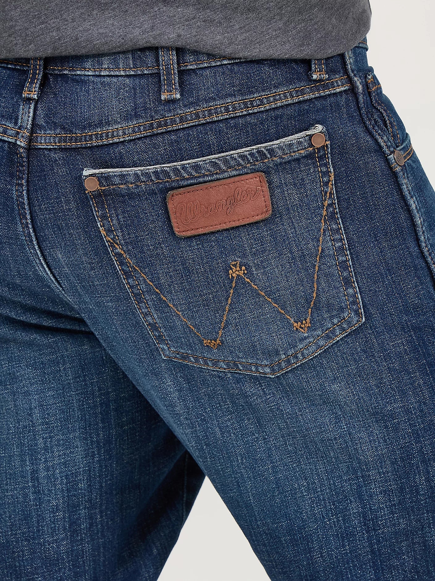 Wrangler Retro® Men's Relaxed Fit Bootcut Jeans - Classic Denim Pants for Casual Wear & Western Style Outfits