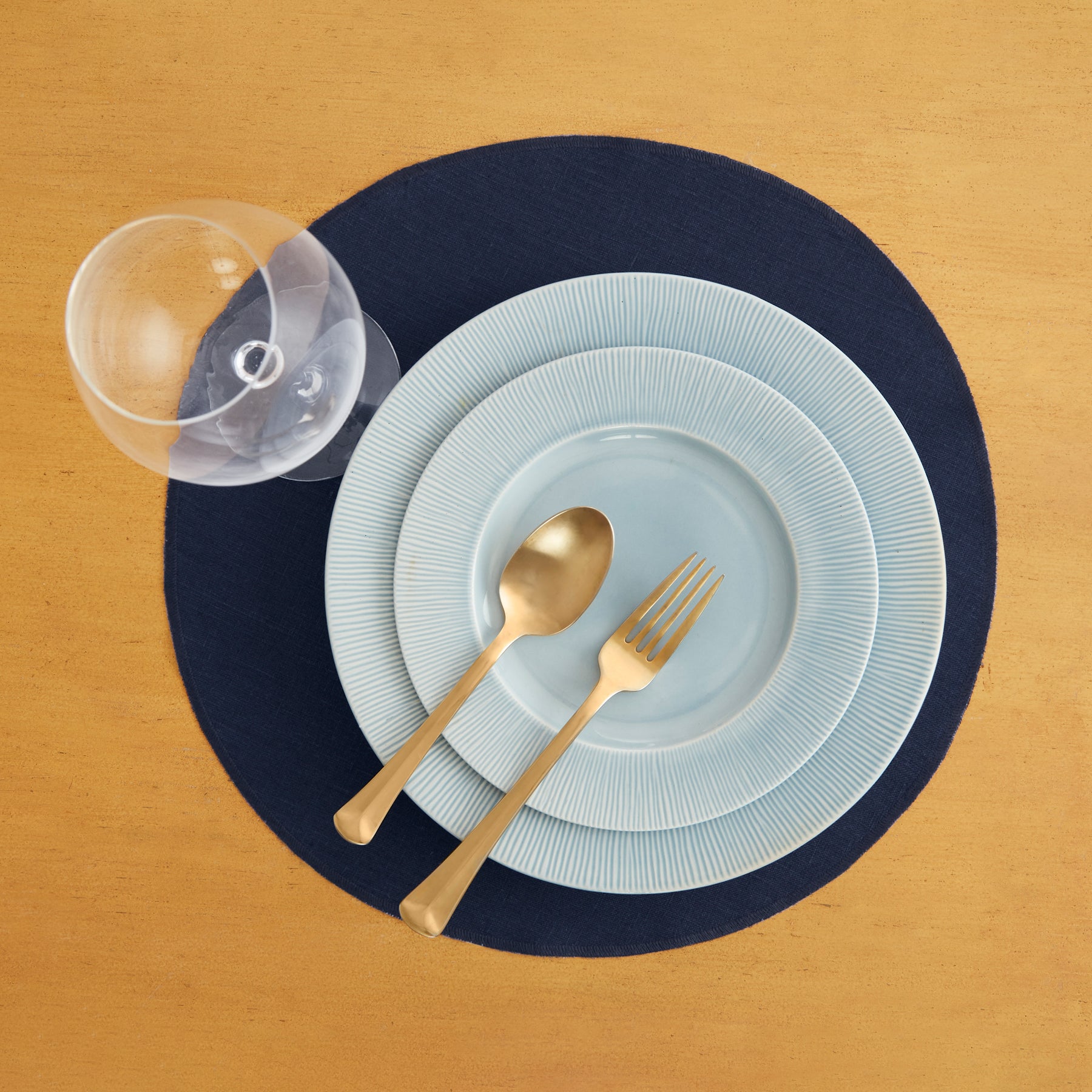 Premium Round Placemats Set of 4 - Non-Slip Heat Resistant Table Mats for Dining & Decor - Perfect for Dinner Parties, Holidays & Everyday Use