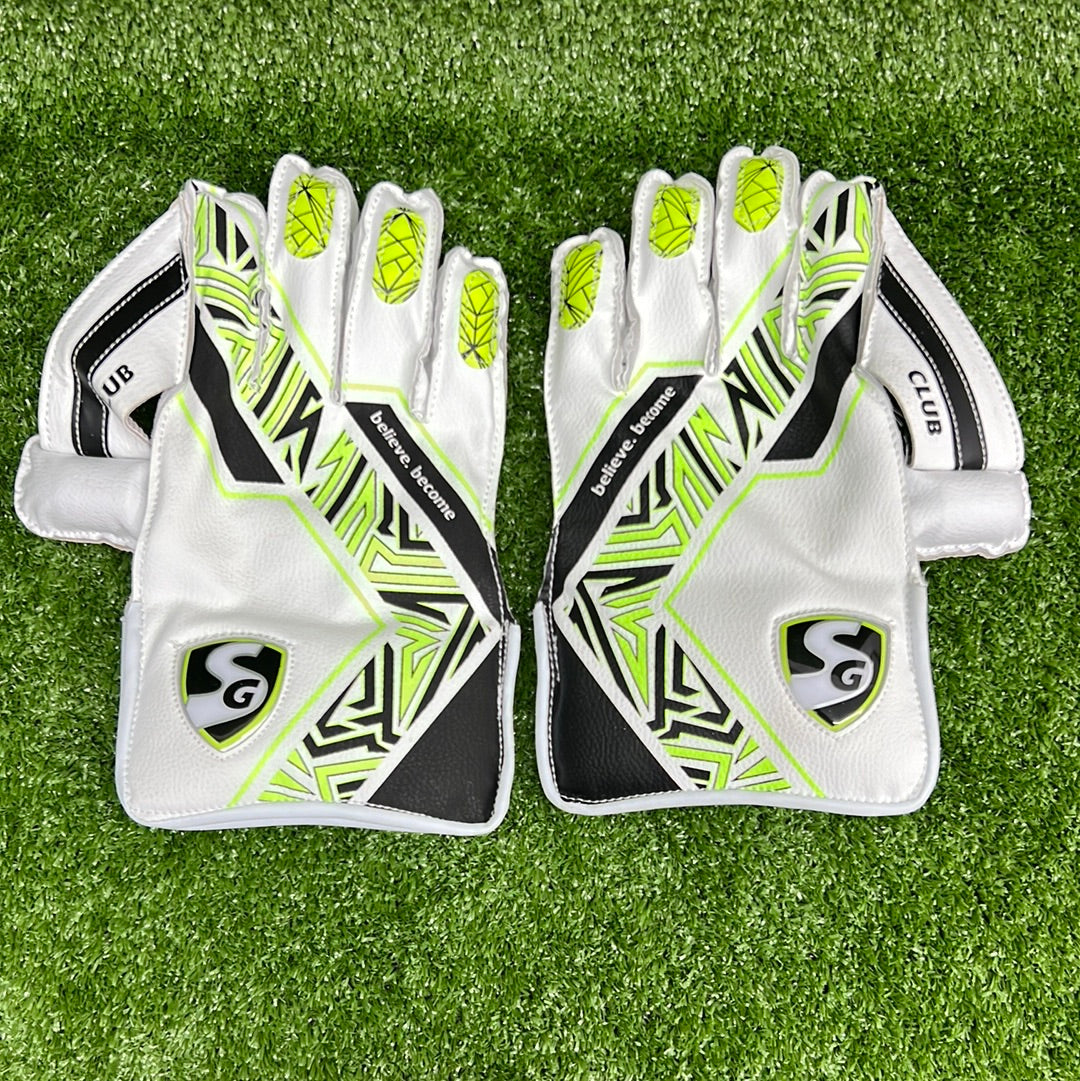 SG Club Junior/Youth Cricket Wicket Keeping Gloves - Premium Protective Gear for Young Cricketers - Perfect for Practice, Training & Matches