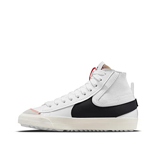 White Black White Sail