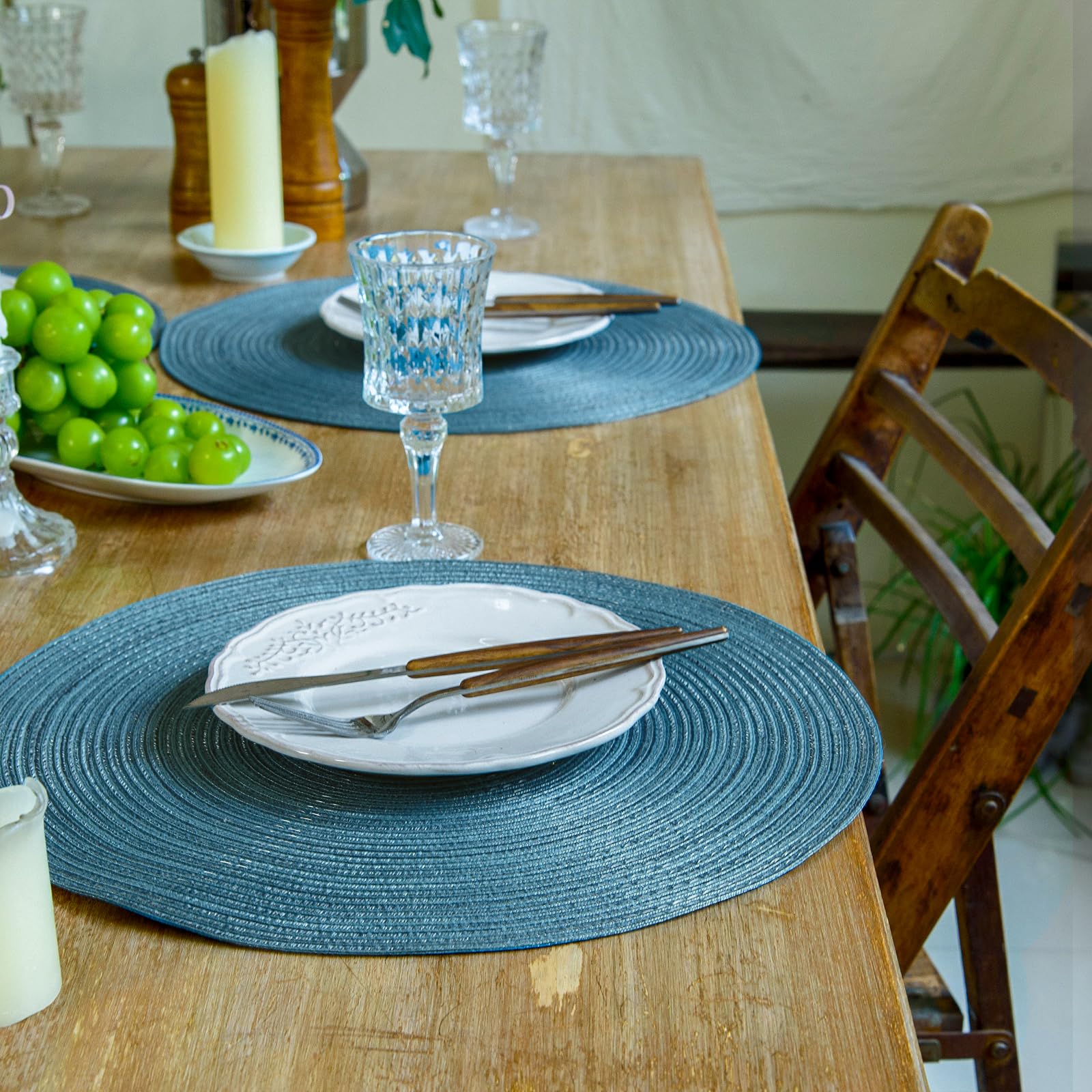 FunWheat Round Braided Placemats Set of 4 - Heat Resistant Woven Table Mats for Dining - 15 Inch Teal Placemats - Perfect for Dinner Parties, Family Gatherings & Holiday Decor