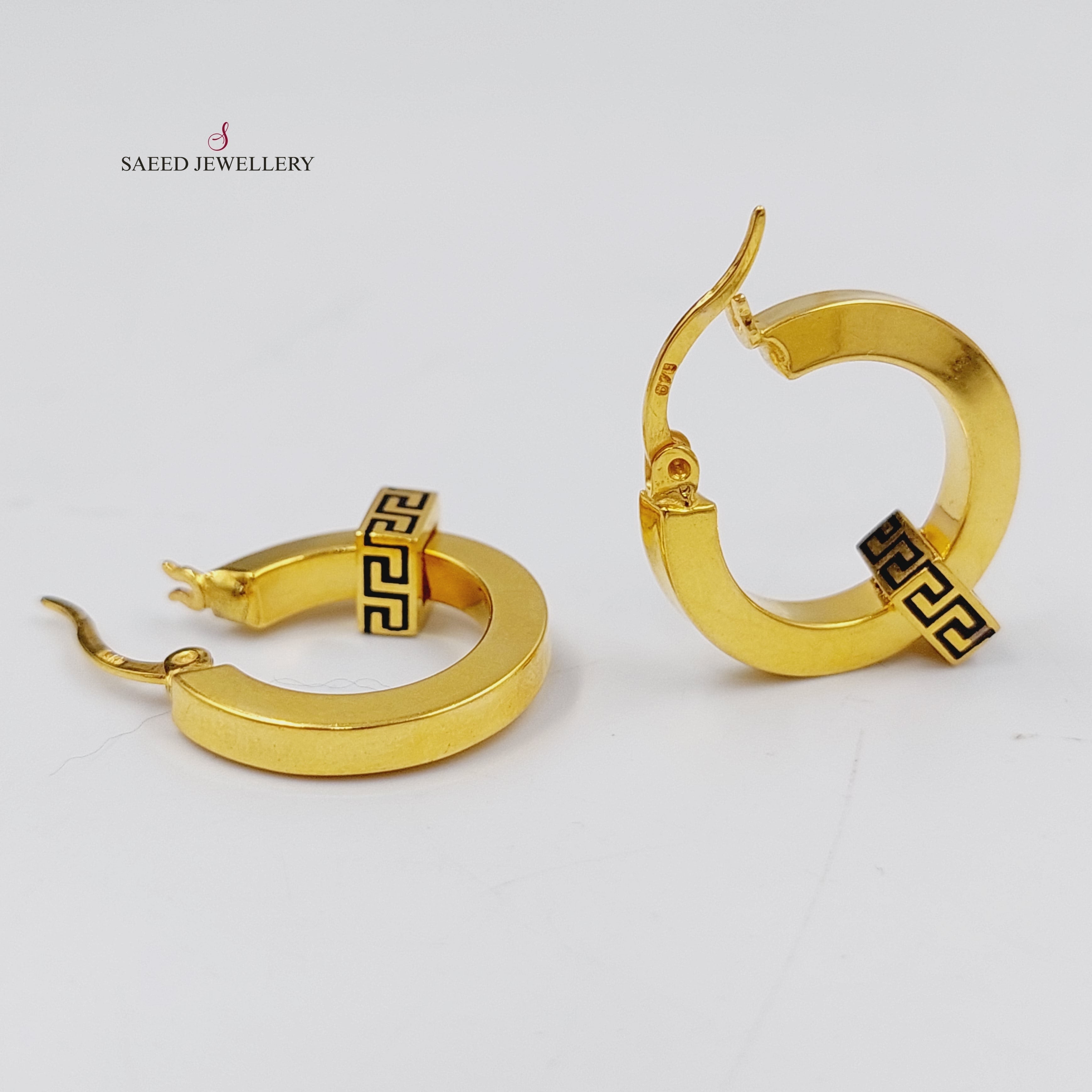 Stylish Deluxe Hoop Earrings for Women - 14K Gold Plated Fashion Jewelry - Perfect for Parties, Weddings & Everyday Wear