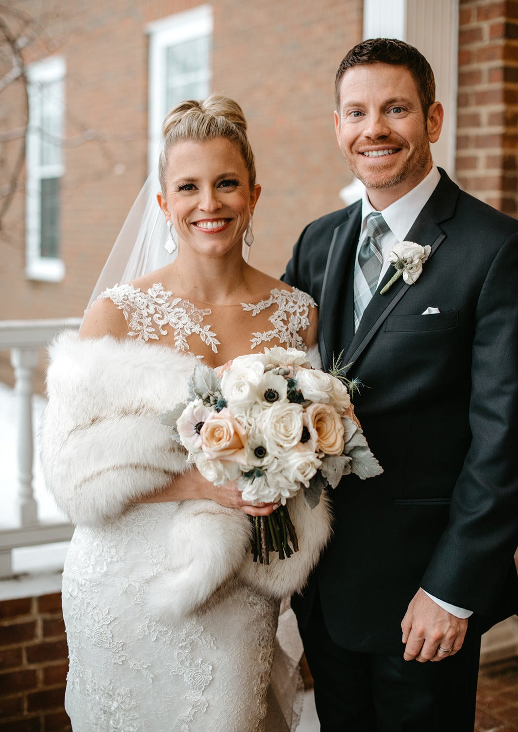 Ivory and Black Fur Shawl for Brides - Elegant Wedding Wrap (Lilian Wht03) | Perfect for Winter Weddings, Bridal Portraits & Formal Events