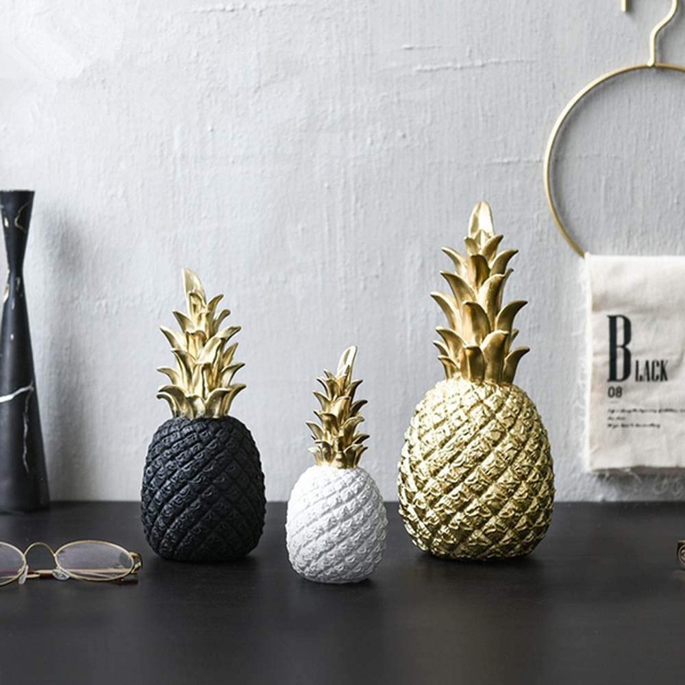 Creative Golden Pineapple Ornaments - Elegant Home Decor for Living Room, Bedroom & Cabinet (Black, Small) | Perfect for Tropical Theme Parties, Wedding Centerpieces & Gift Giving