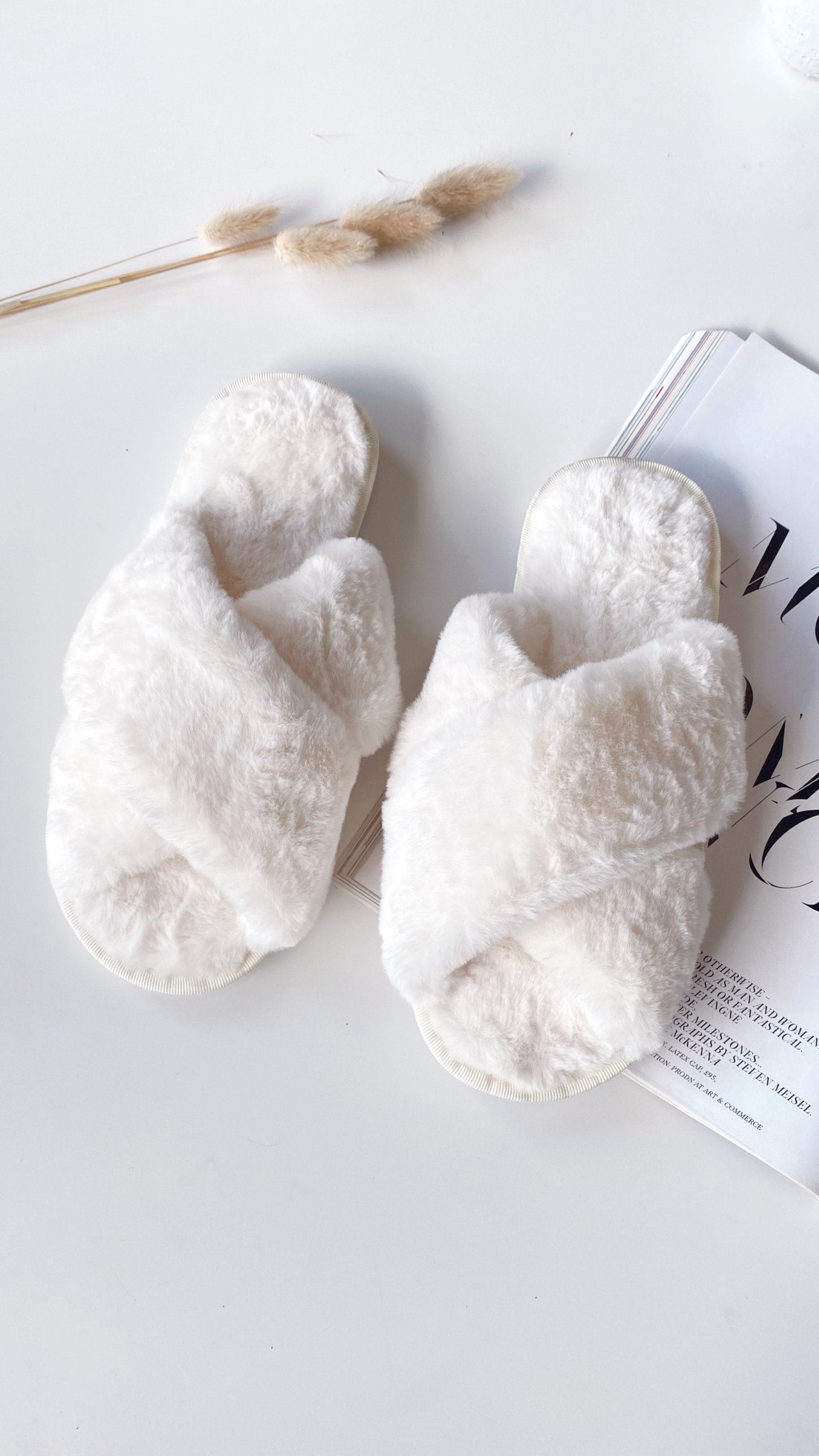 Jessica Fluffy Slippers for Women - Soft Plush Indoor/Outdoor House Shoes - Cozy Winter Slippers for Home, Lounge & Travel - White
