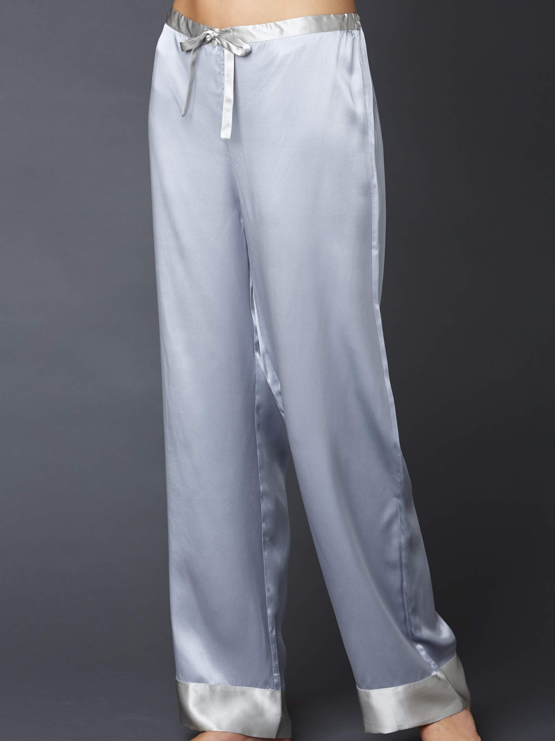 100% Pure Silk Pajamas for Women - Classic Fit Sleepwear Set - Soft & Breathable Nightwear for Comfortable Sleep - Perfect for Evening Lounging, Relaxing at Home, and Luxury Gifts