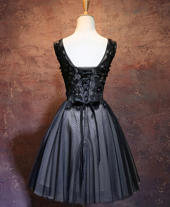 Elegant Black V-Neck Lace Short Prom Dress - Sexy Evening Gown for Homecoming, Cocktail Parties & Date Nights