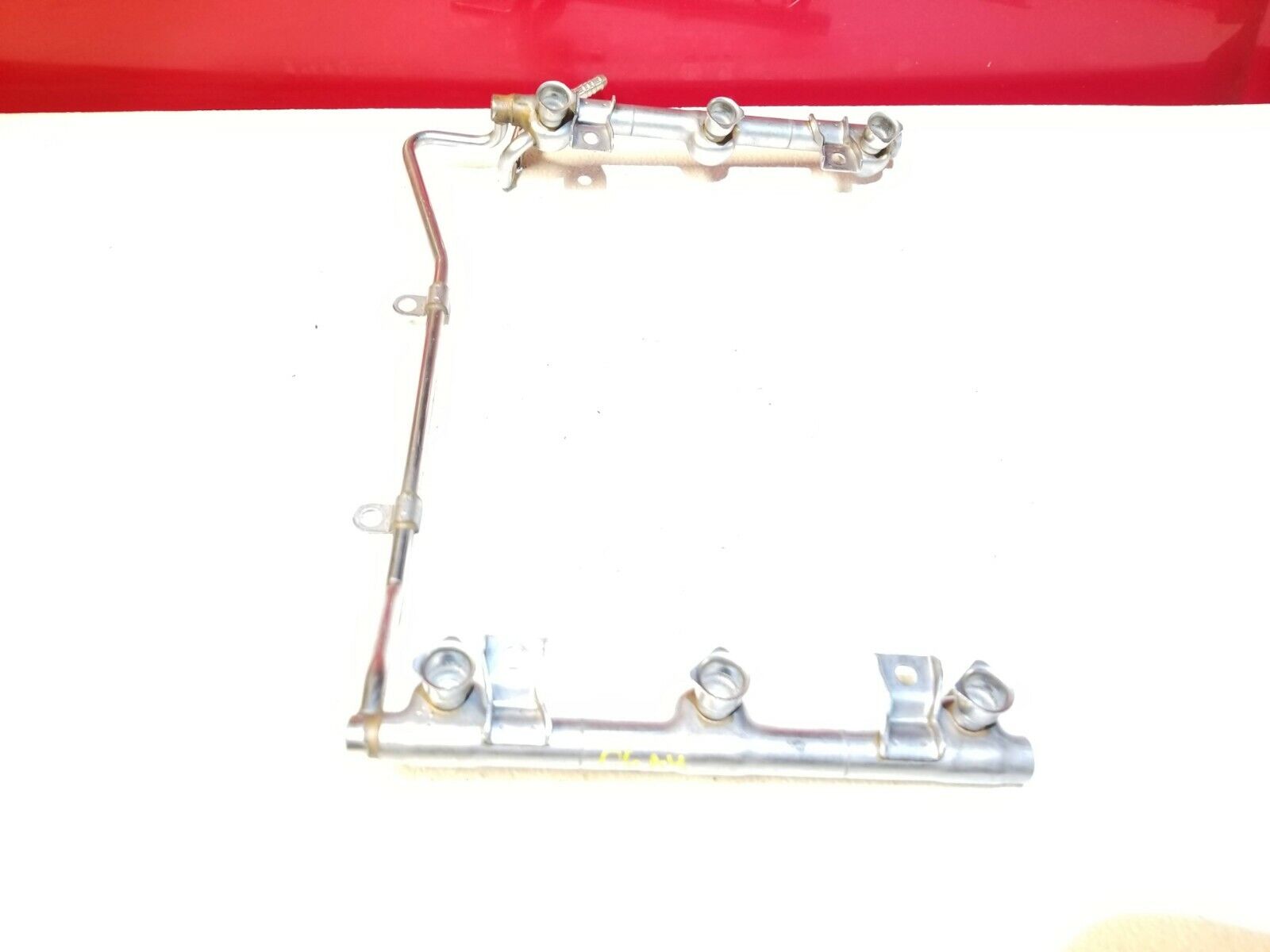 03 04 05 06 Audi A4 B6 3.0L Fuel Rail OEM Replacement Part - Perfect for Engine Performance Upgrade & Repair | Compatible with Audi A4 B6 3.0L Models