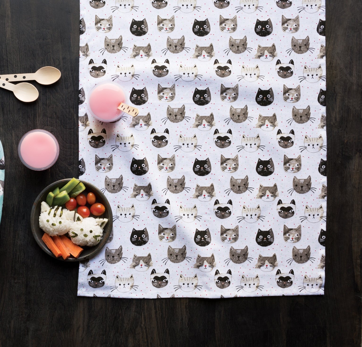 Now Designs Cotton Kitchen Towel - Cats Meow Print | Absorbent & Durable Dish Towels for Kitchen, Cooking & Cleaning | Cute Cat-Themed Home Decor for Cat Lovers