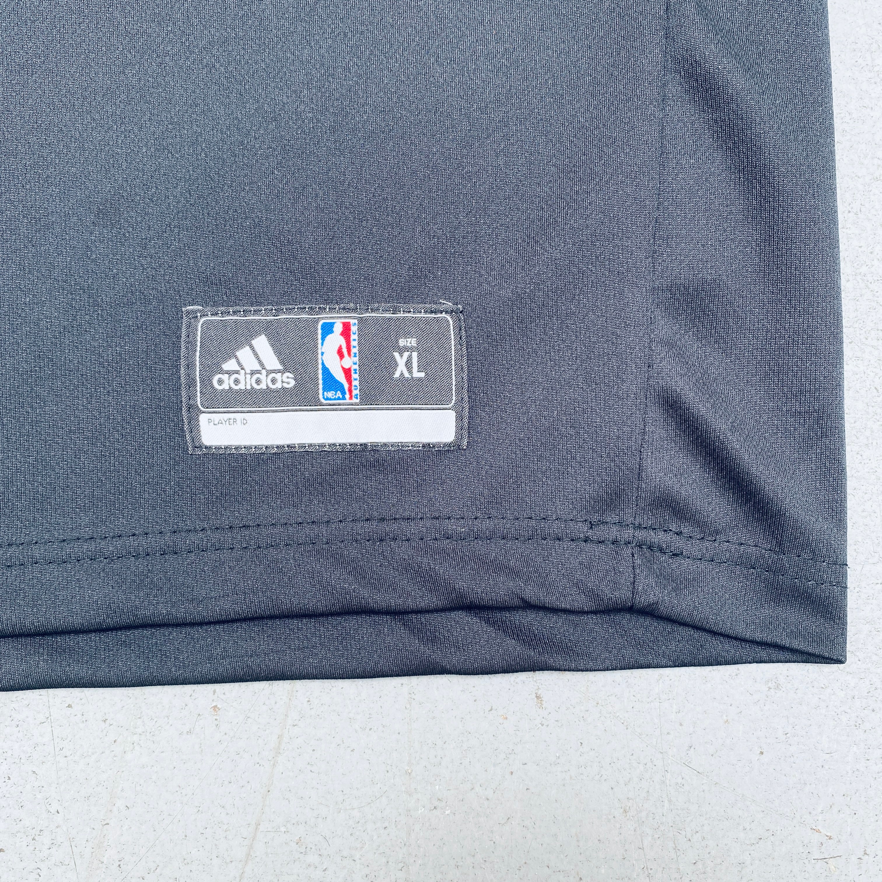 DeMarcus Cousins Sacramento Kings 2011/12 Black Adidas Jersey Size S - NBA Basketball Fan Gear for Games & Collectibles