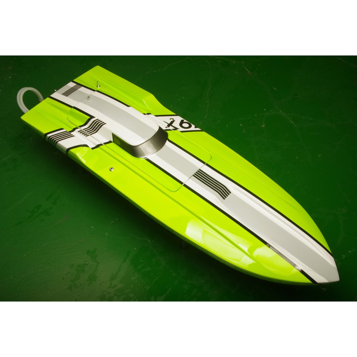 DTRC Kevlar RC Racing Boat X79 - High Speed Remote Control Electric Ship with Brushless Motor, ESC & 3KG Servo - Perfect for Pool, Lake & Ocean Racing (Battery Not Included)