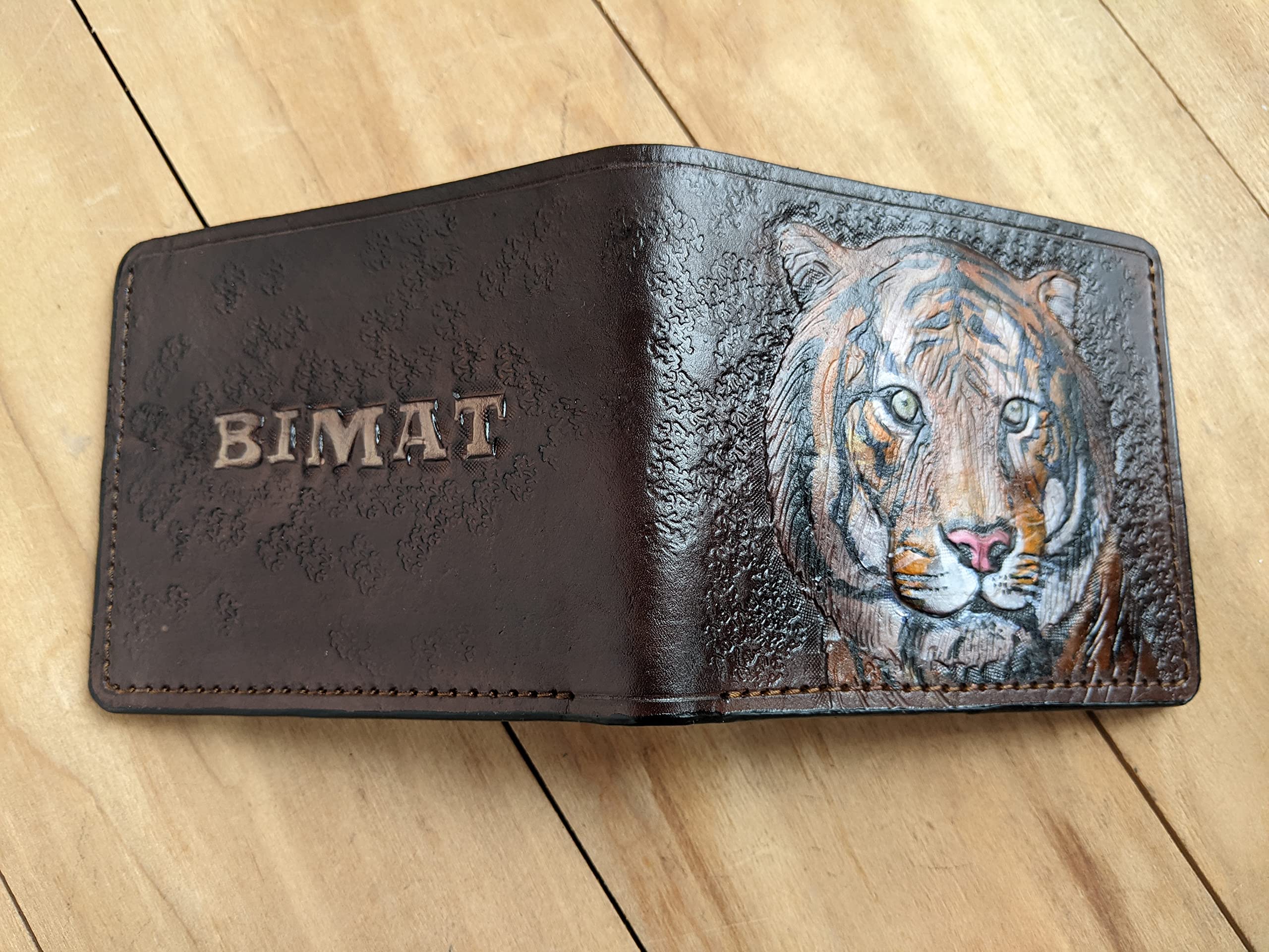 Bengal Tiger & Siberian Tiger Men's 3D Genuine Leather Bifold Wallet - Handmade Carved Tooled Airbrush Art Custom Personalized Wallet for Men - Perfect Gift for Father's Day, Birthday & Daily Use