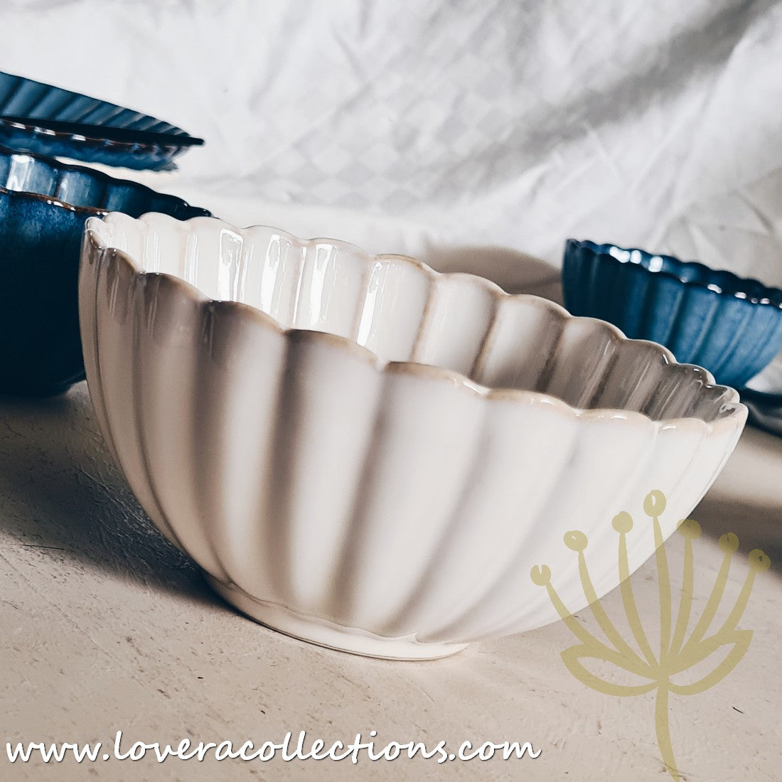 Rustic Seashell Dinnerware Set - Beach Themed Plates, Bowls & Serving Dishes for Coastal Dining & Entertaining - Perfect for Beach House, Summer Parties & Nautical Decor