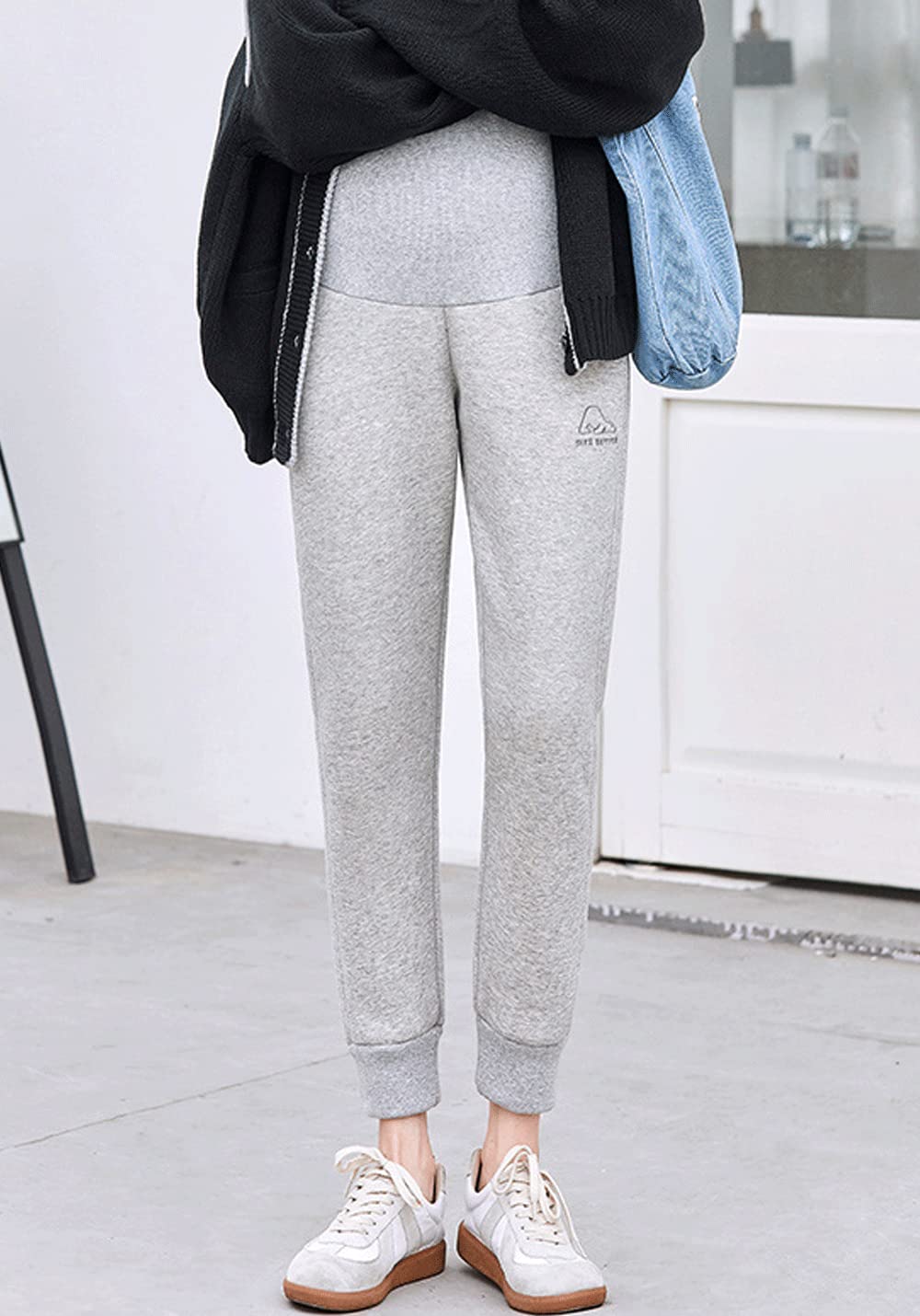 Cozy Maternity Fleece-Lined Sweatpants for Pregnancy - Soft Over Bump Comfort Pants for Expecting Moms - Perfect for Relaxing at Home, Running Errands & Winter Maternity Wear