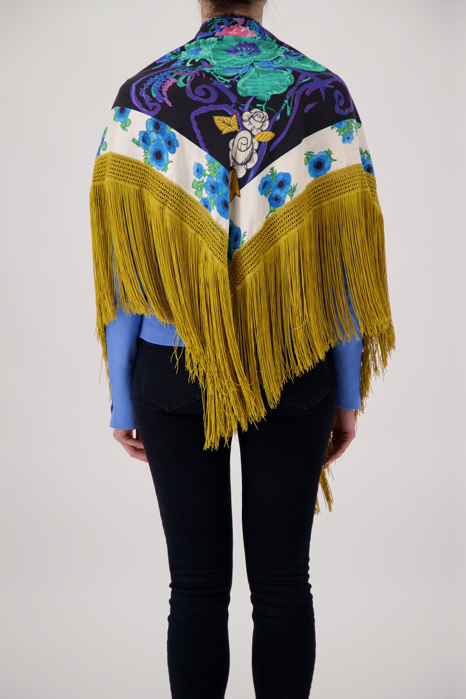 Mantero Multicolor Everywhere Scarf - Lightweight Fashion Accessory for Women | Perfect for Travel, Office & Casual Outfits