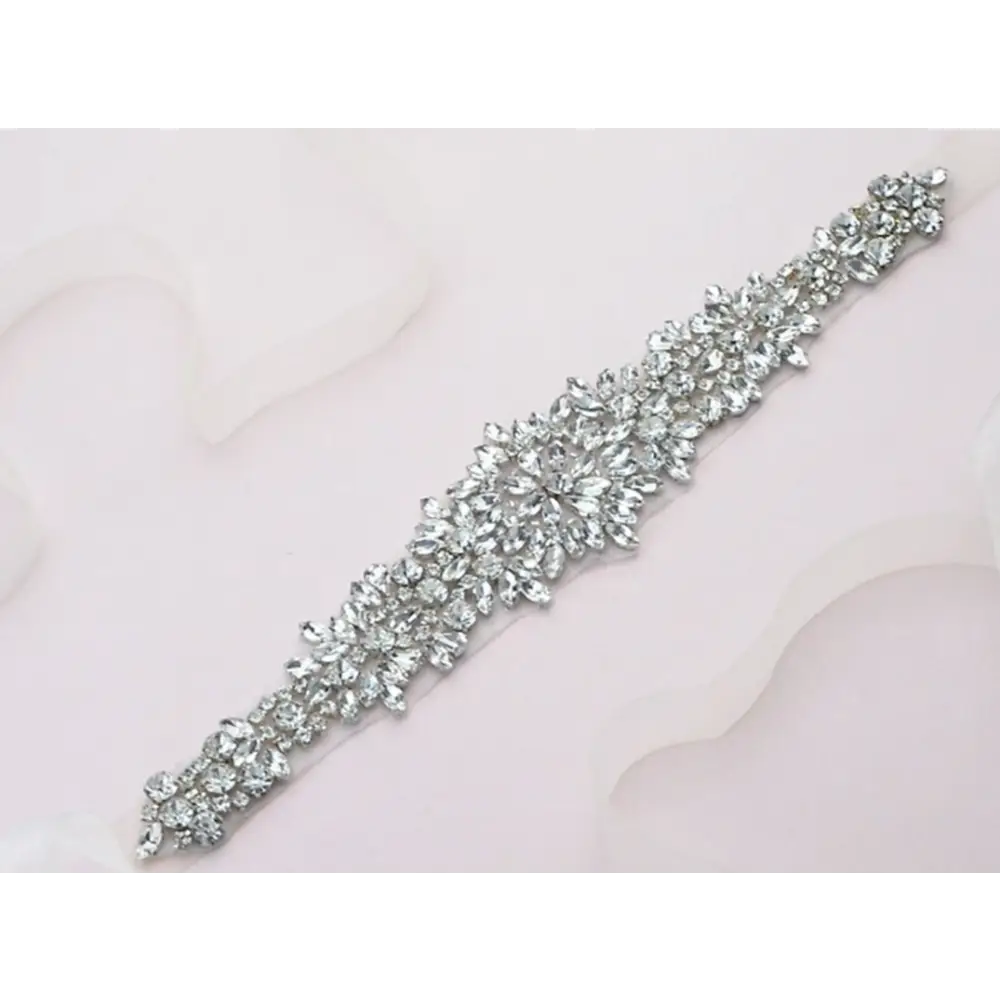 Della Crystal Belt B022S - Elegant Rhinestone Waist Belt for Women, Fashion Accessory for Dresses, Jeans & Formal Wear - Perfect for Weddings, Parties & Special Occasions