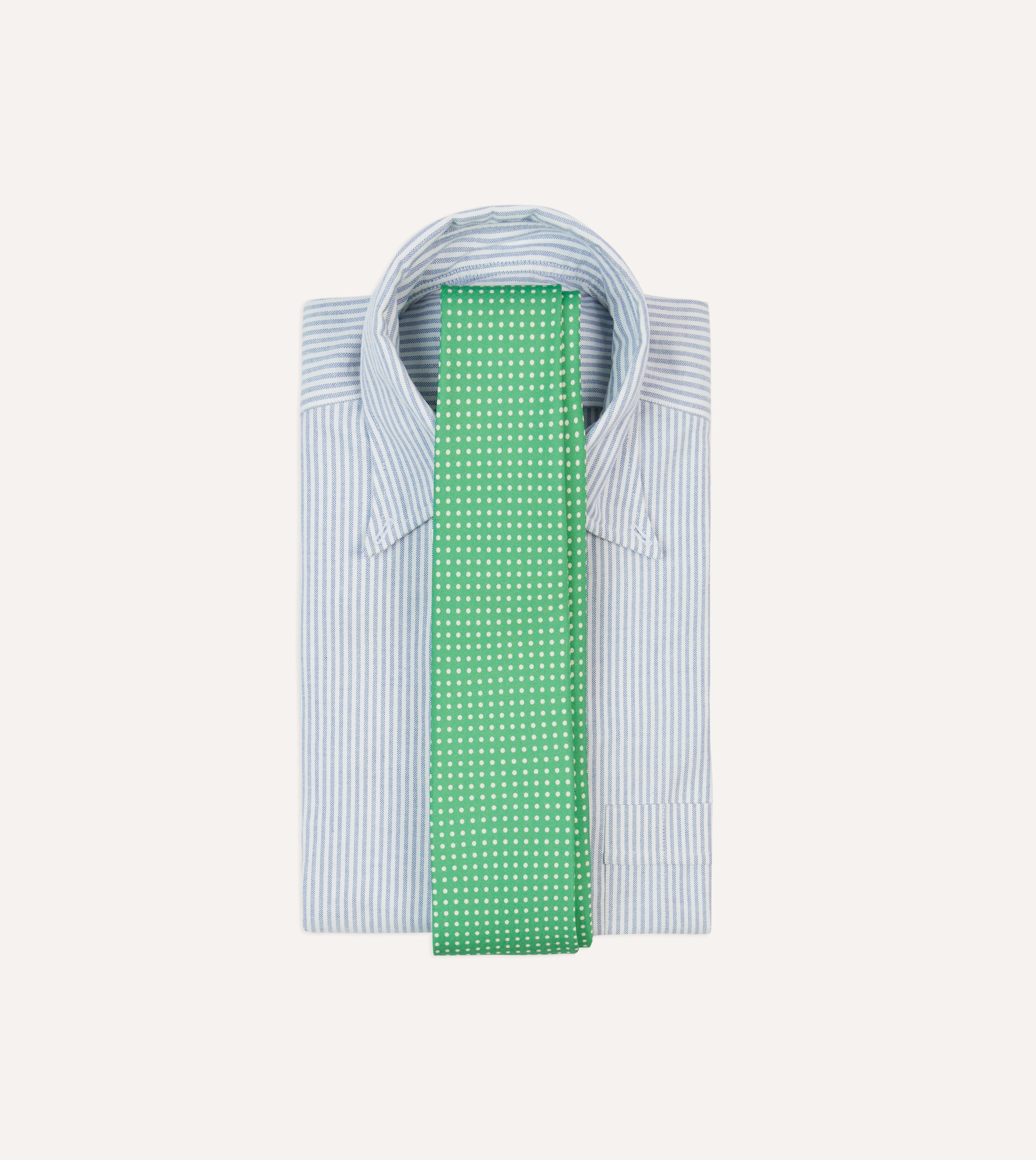 Elegant Green Small Spot Silk Self-Tipped Necktie for Men - Perfect for Weddings, Business Meetings & Formal Events