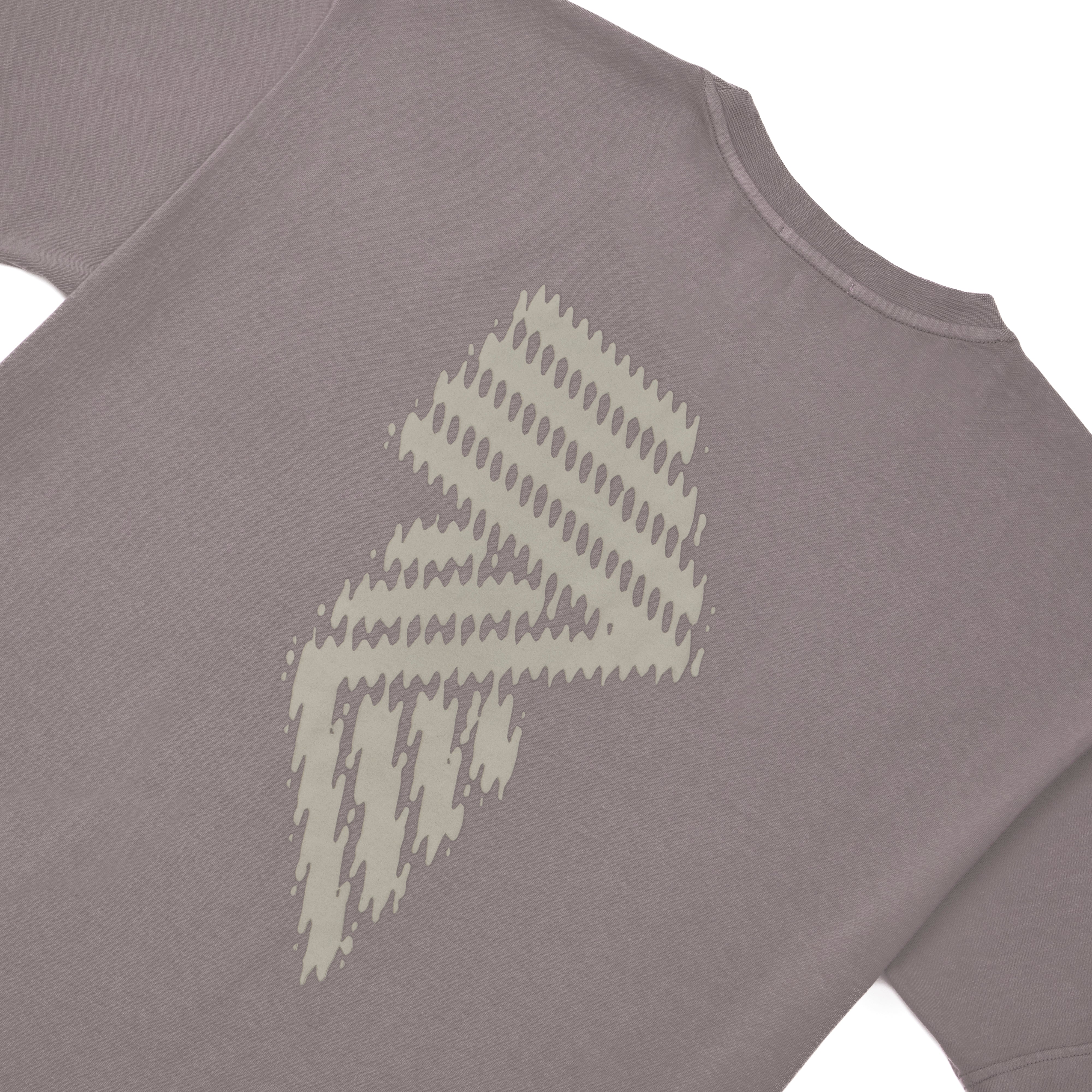 Shark Logo R Graphic T-Shirt for Men - Stylish Casual Wear for Street Fashion & Everyday Outfits
