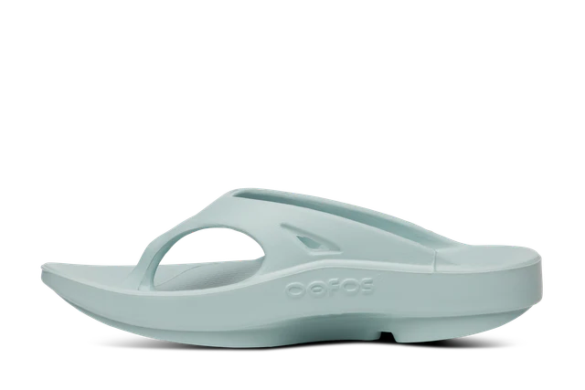 OOFOS Unisex Original Recovery Sandals - Comfortable & Supportive Footwear for Men & Women - Perfect for Post-Workout, Relaxation & Everyday Wear
