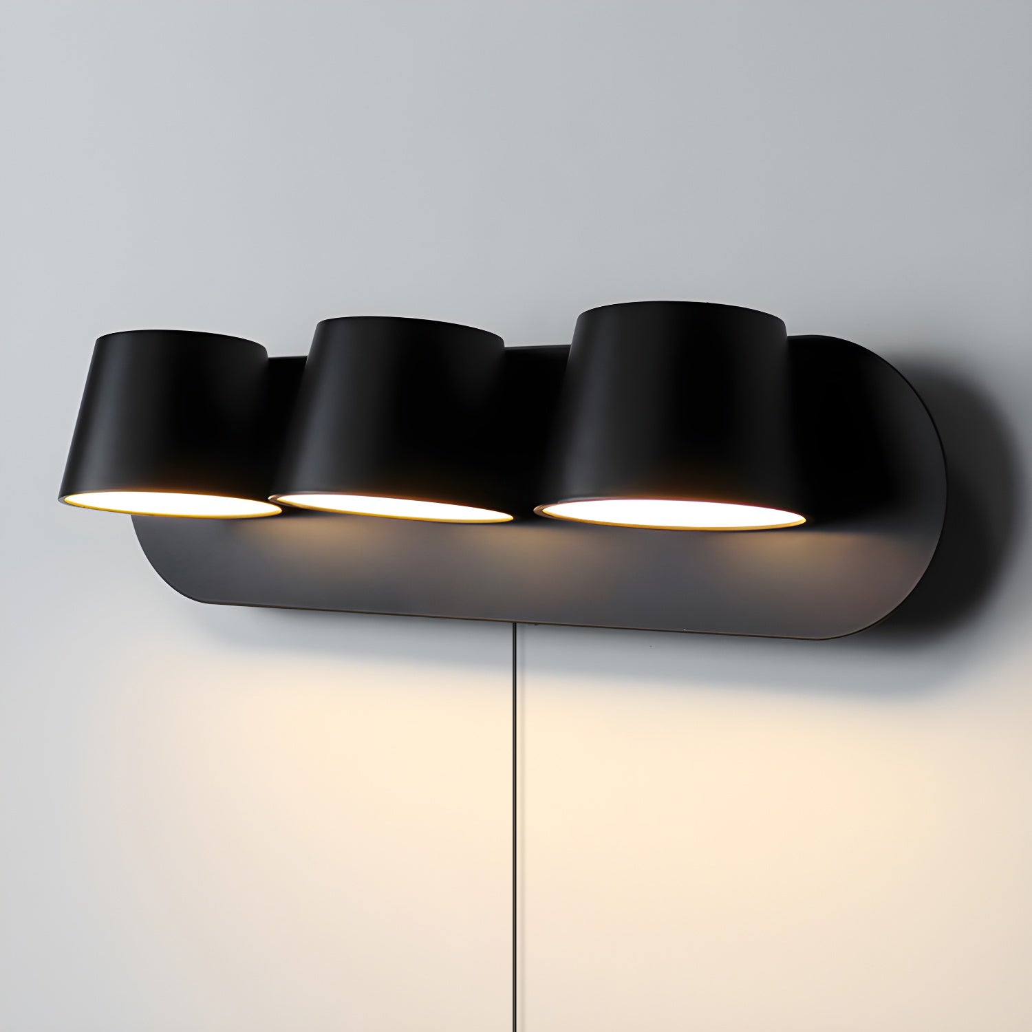 Black & Warm Light