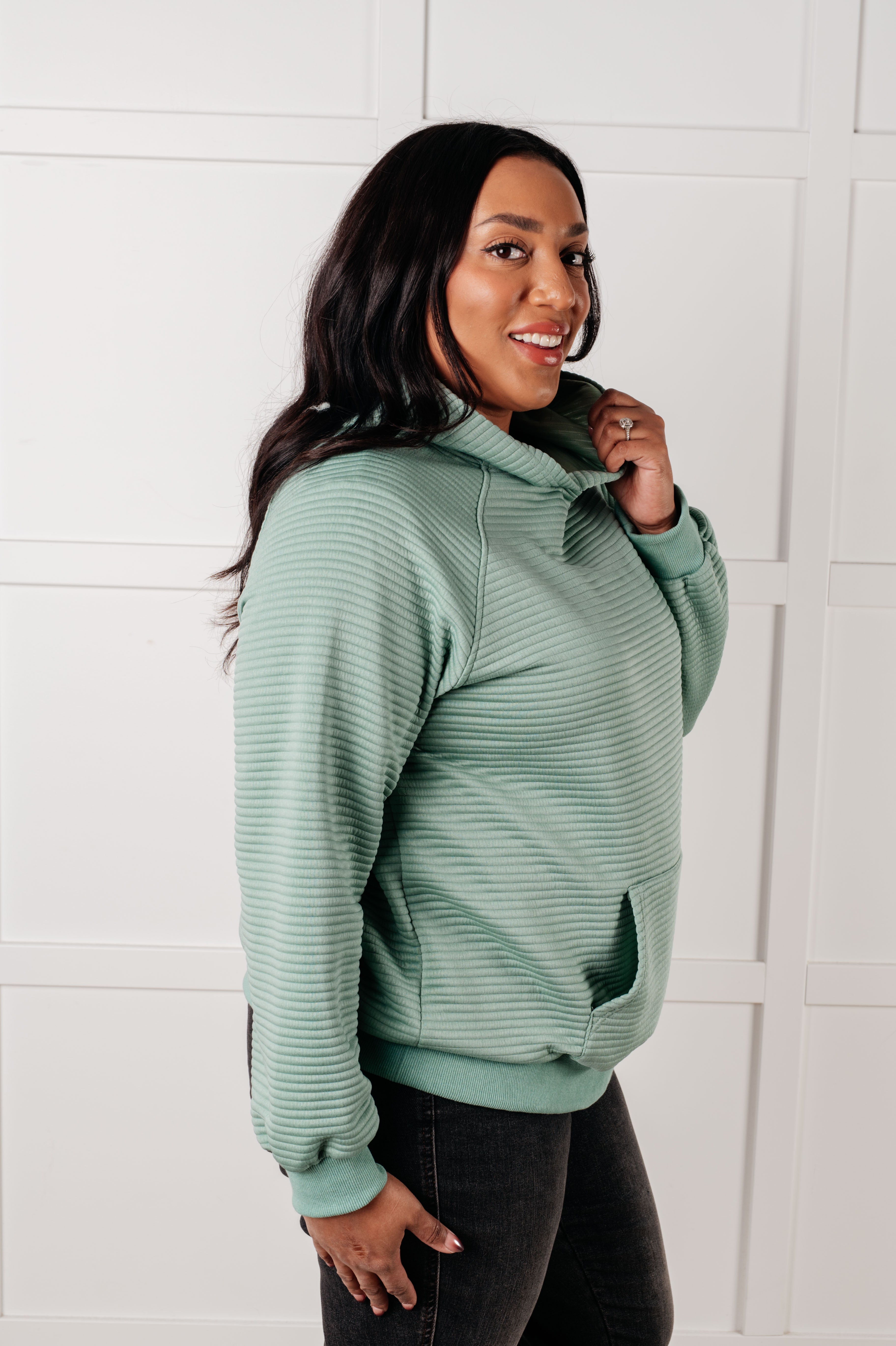 Green Crosswalk Textured Hoodie for Men & Women - Stylish Streetwear for Urban Fashion & Casual Outfits