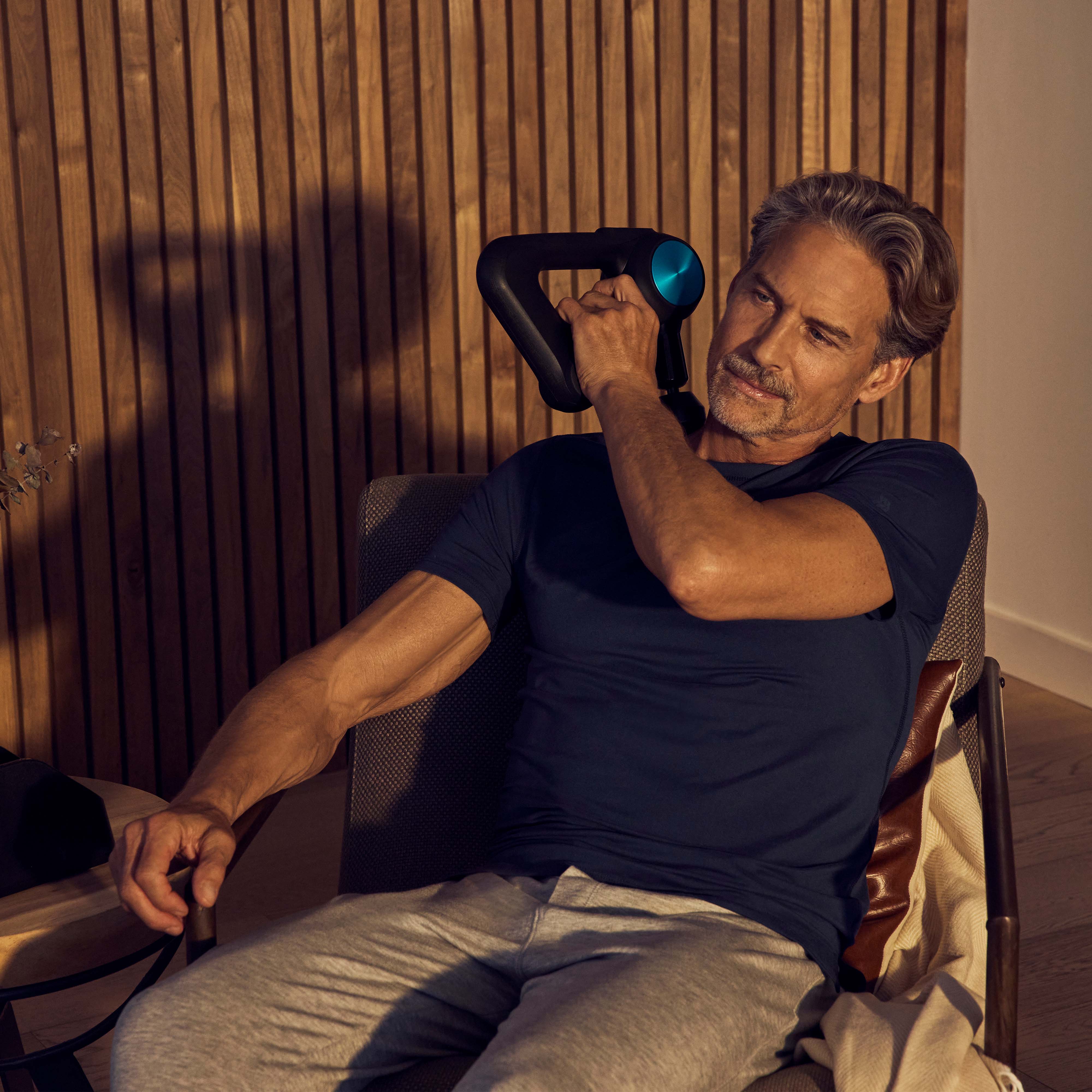 Theragun Pro - Premium Percussive Massage Gun for Deep Tissue Pain Relief & Muscle Recovery | Ideal for Athletes, Fitness Enthusiasts & Post-Workout Recovery