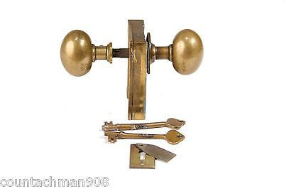 Vintage Brass Door Knob Set with Latch, Lock & Key - Antique Style Entry Door Hardware for Home & Office Security (Ideal for Bedrooms, Bathrooms & Interior Doors)